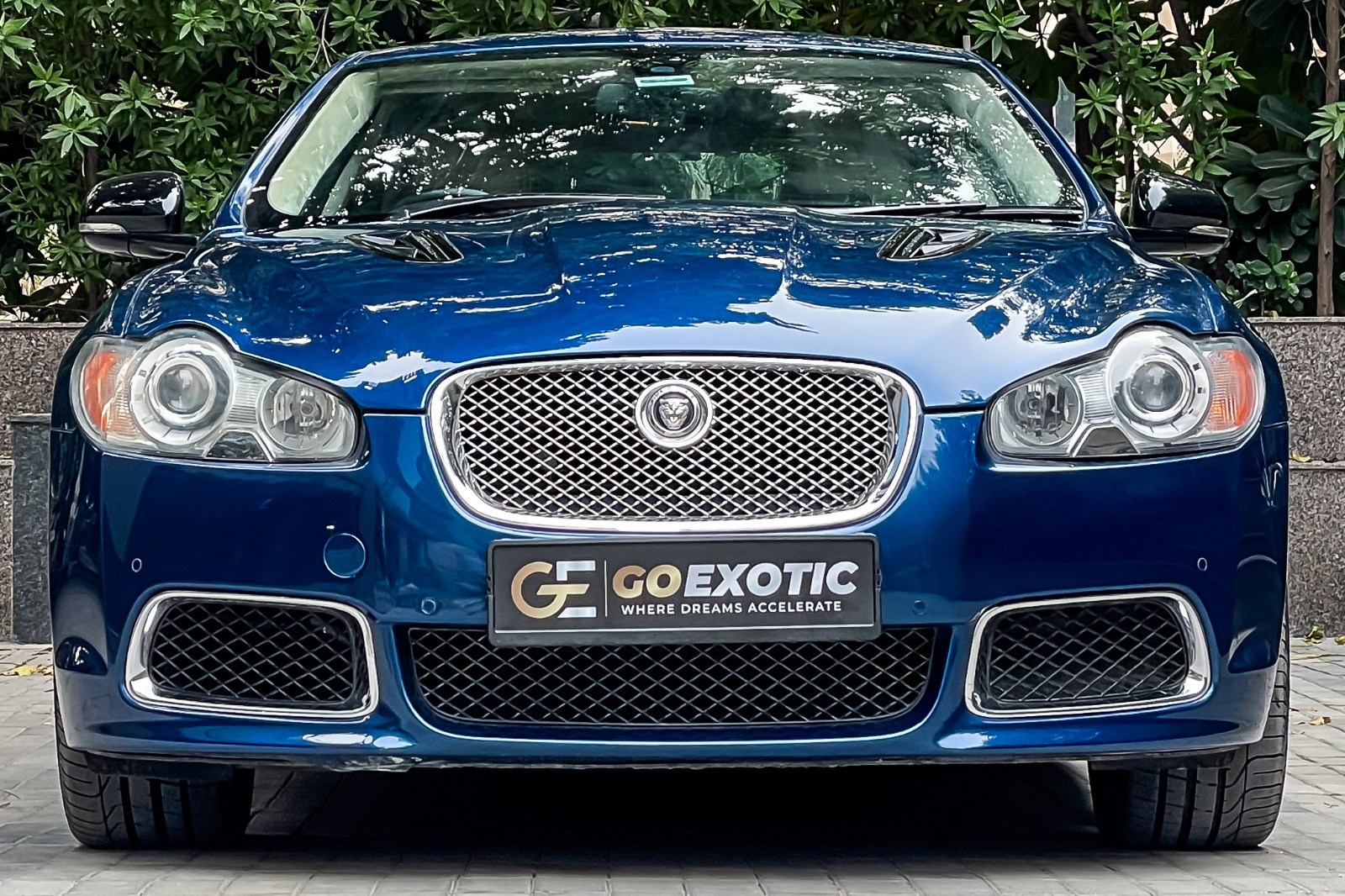 2010 JAGUAR XF R SUPERCHARGED