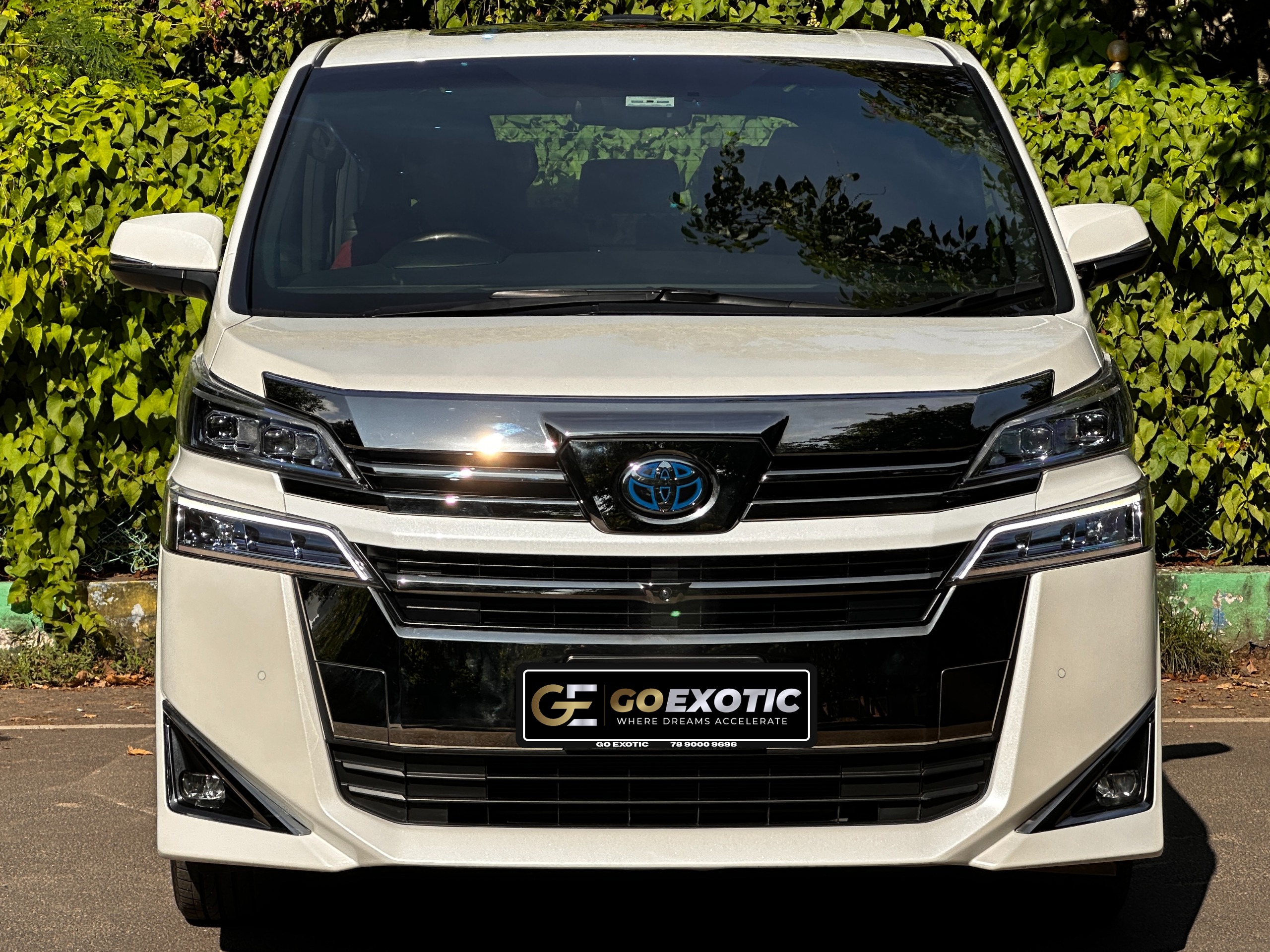 2023 TOYOTA VELLFIRE EXECUTIVE LOUNGE