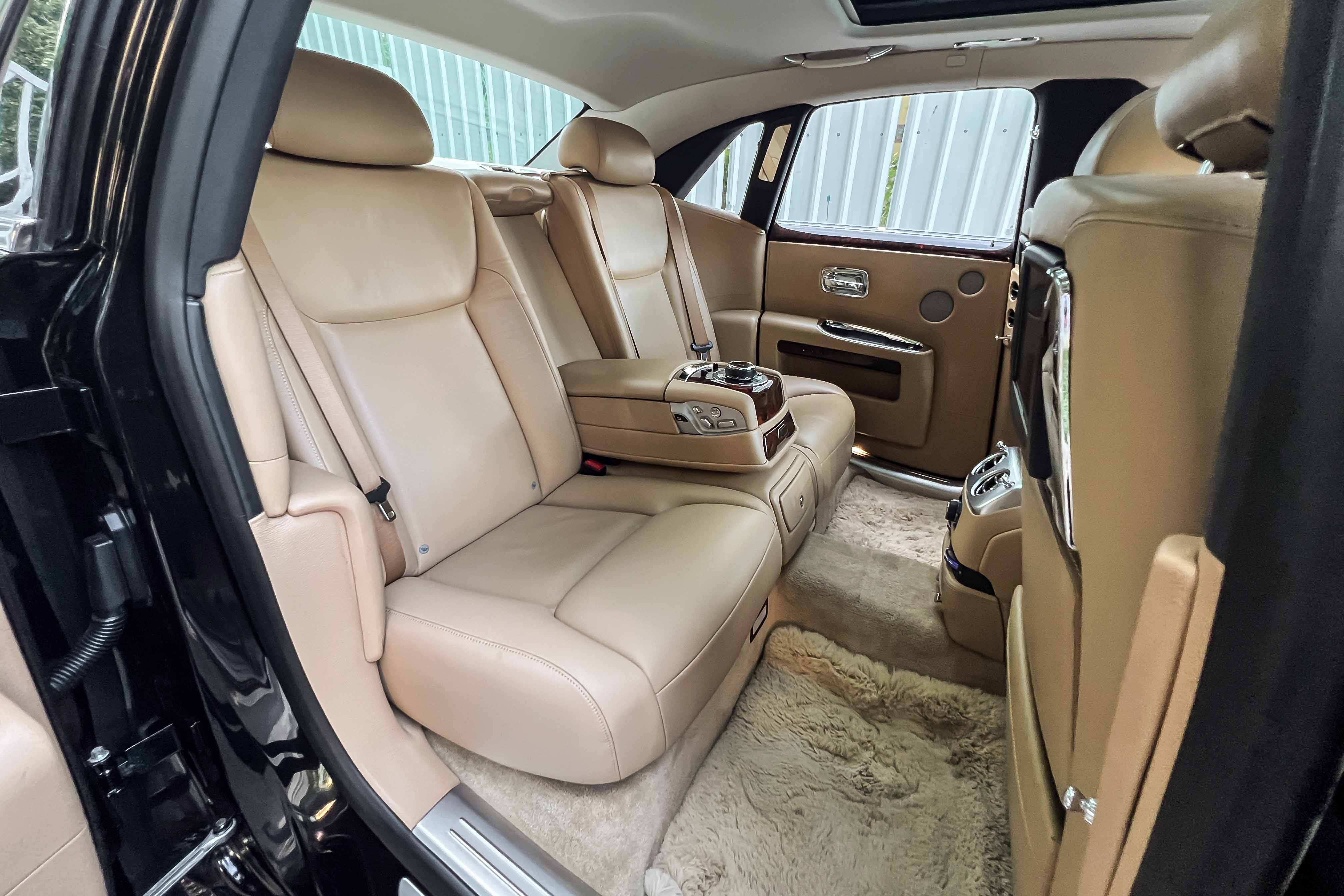 2016 ROLLS ROYCE GHOST SERIES II