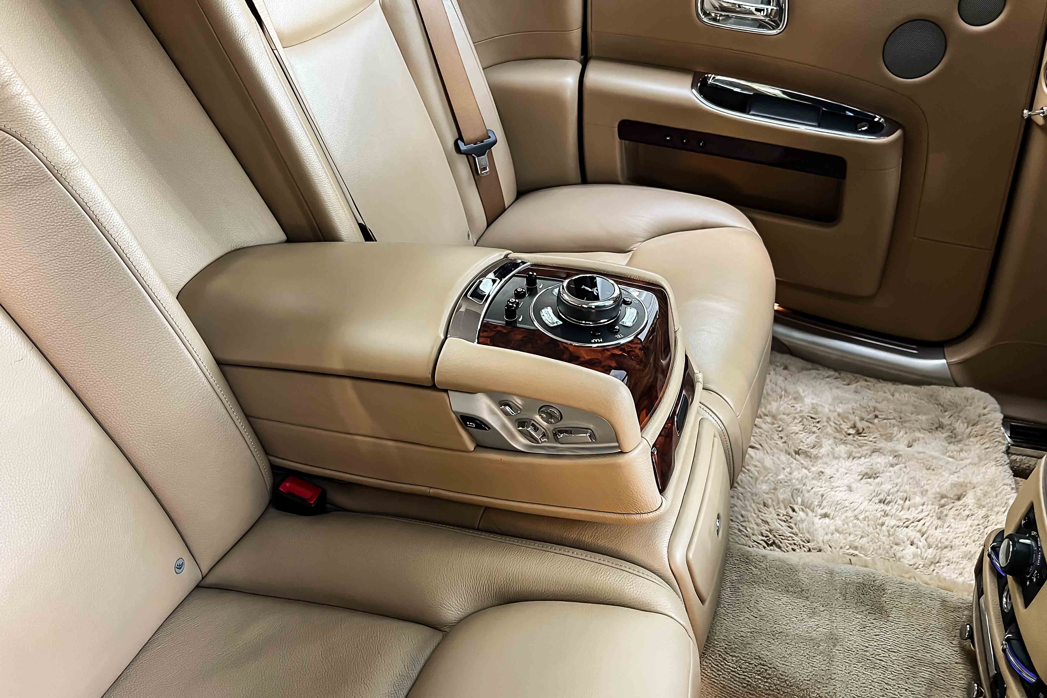 2016 ROLLS ROYCE GHOST SERIES II