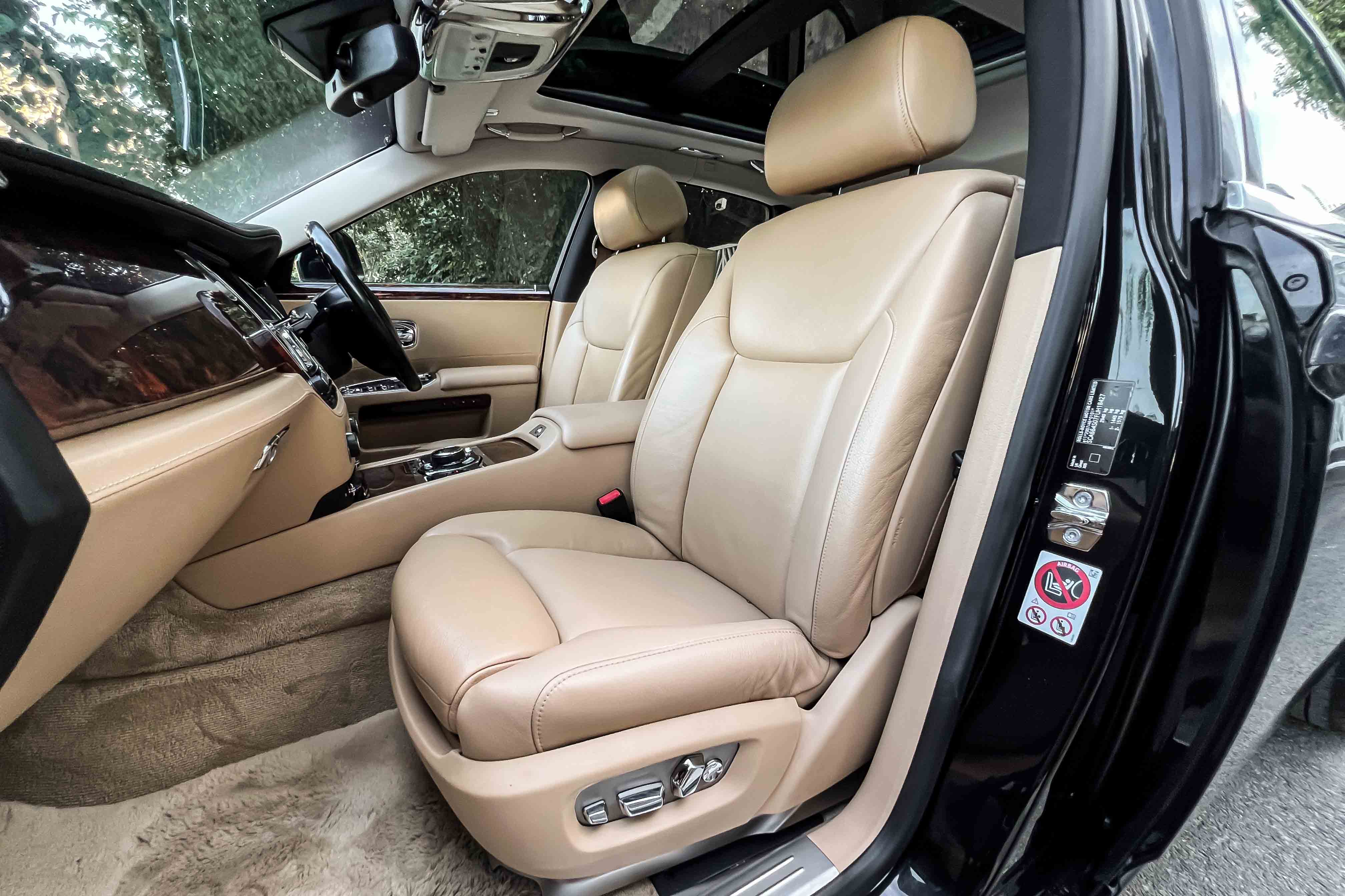 2016 ROLLS ROYCE GHOST SERIES II