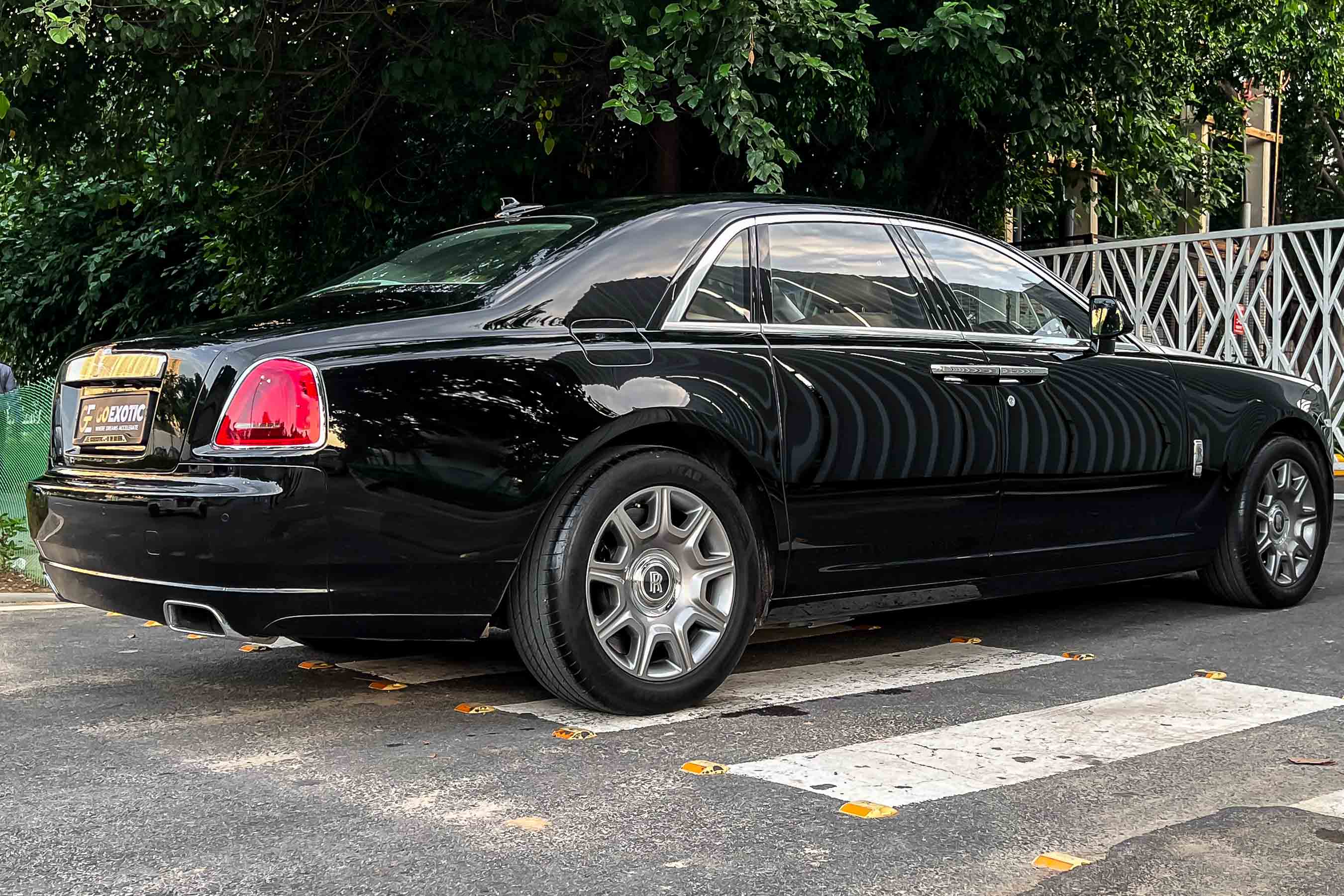 2016 ROLLS ROYCE GHOST SERIES II