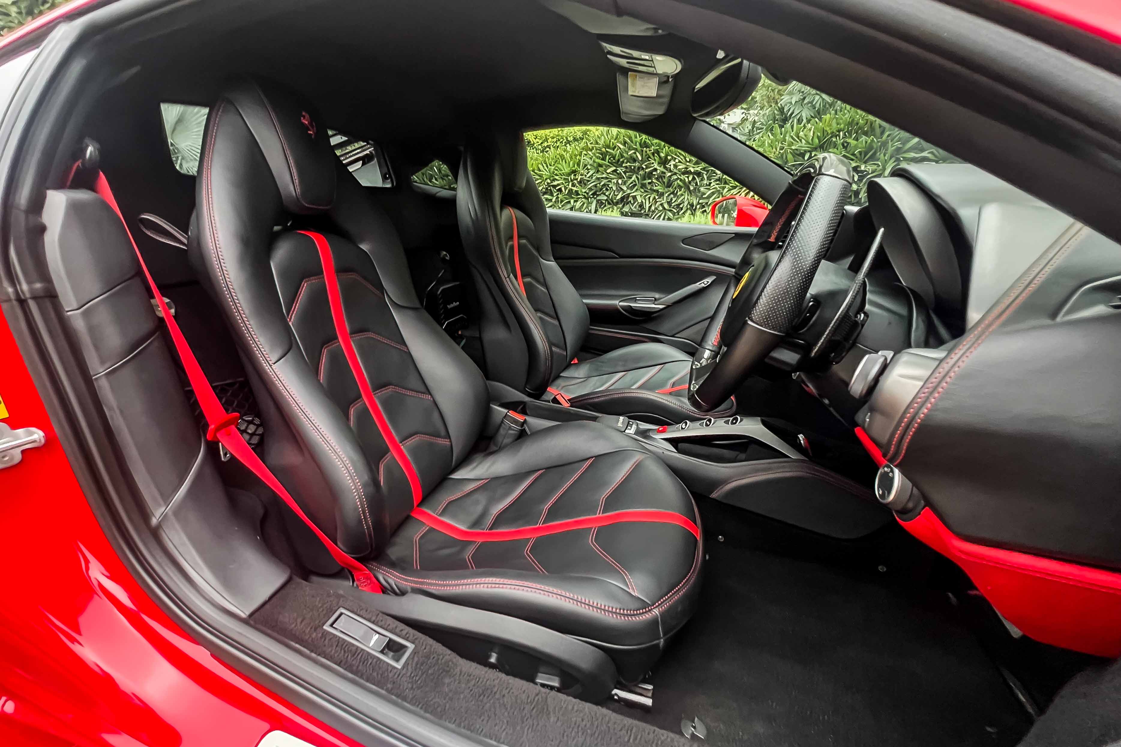 2017 FERRARI 488 GTB