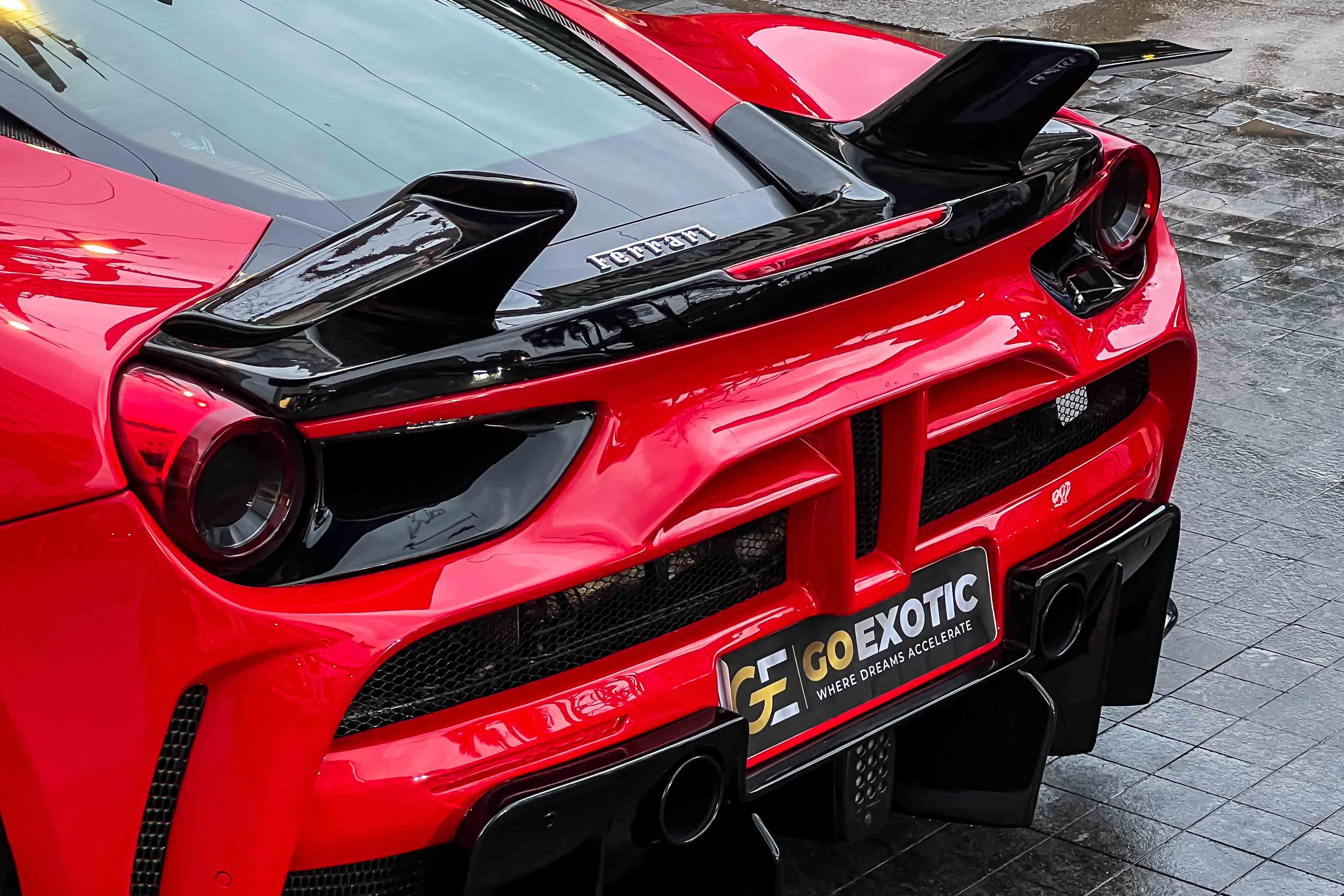 2017 FERRARI 488 GTB