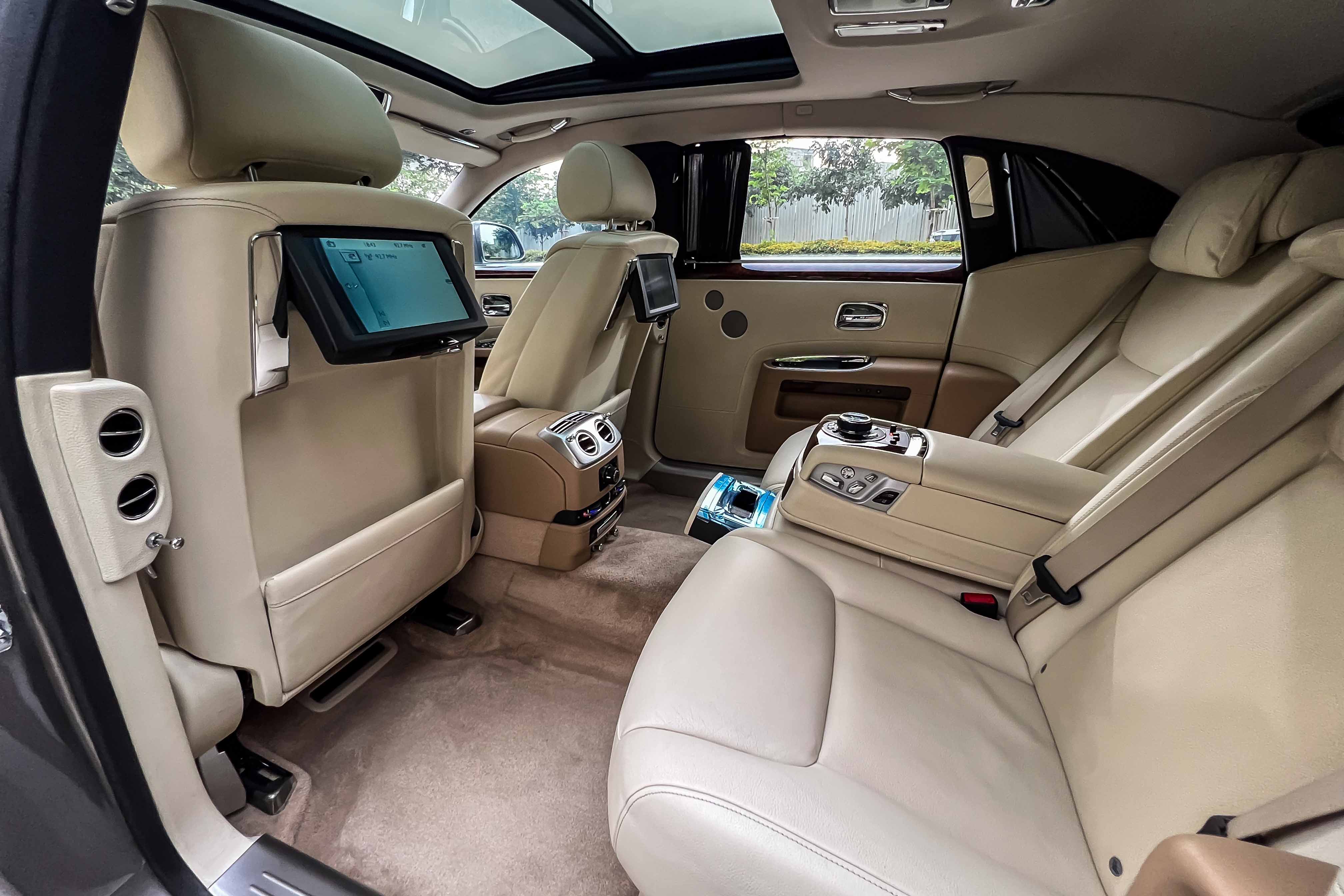 2017 ROLLS ROYCE GHOST SERIES II EWB