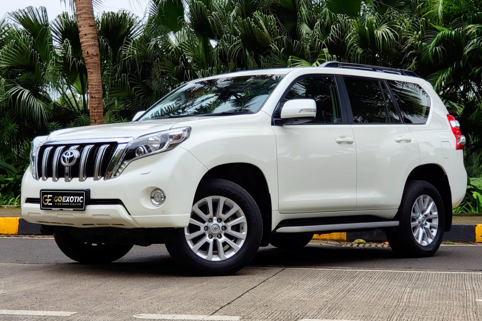 2017 TOYOTA LAND CRUISER PRADO VXL