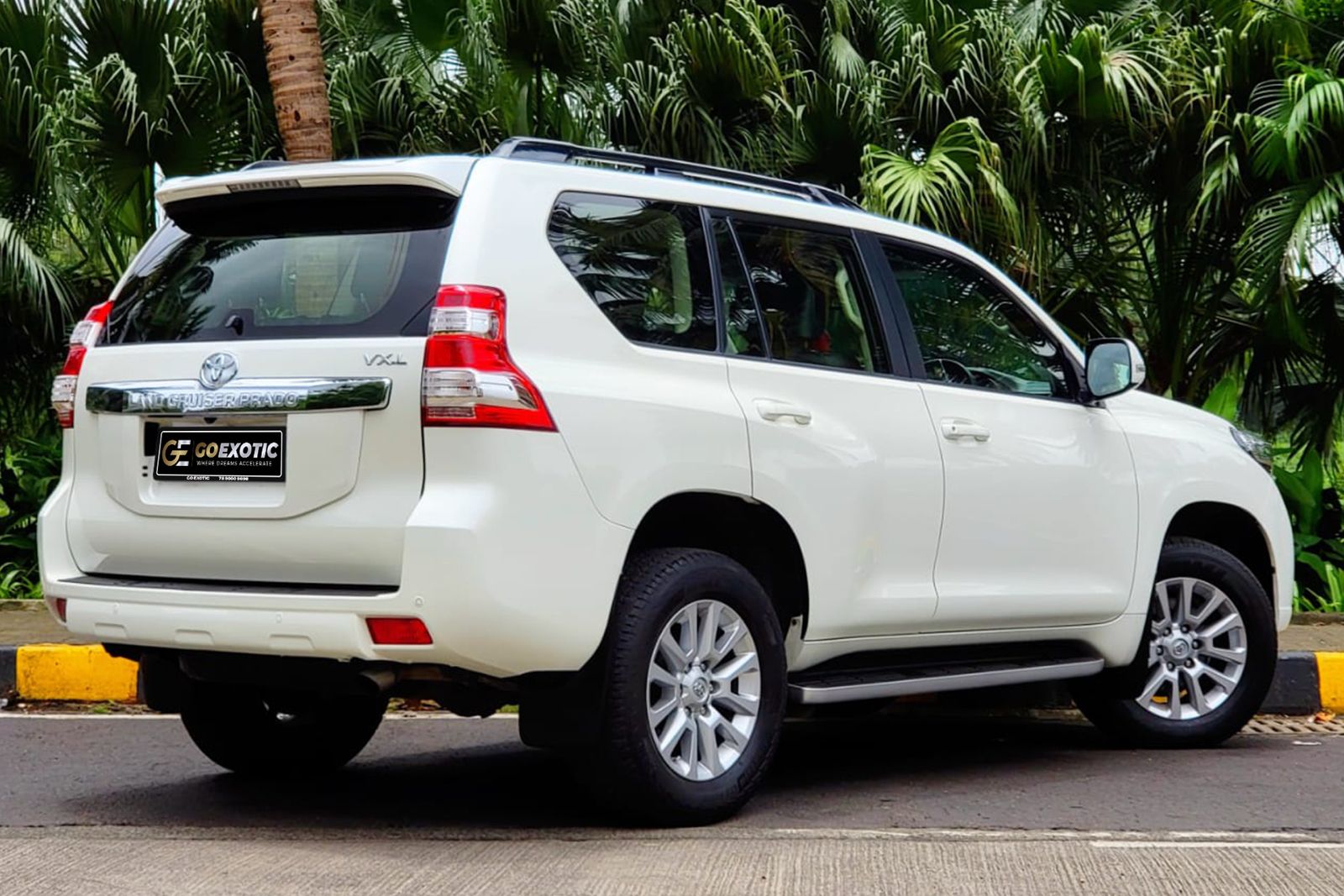 2017 TOYOTA LAND CRUISER PRADO VXL