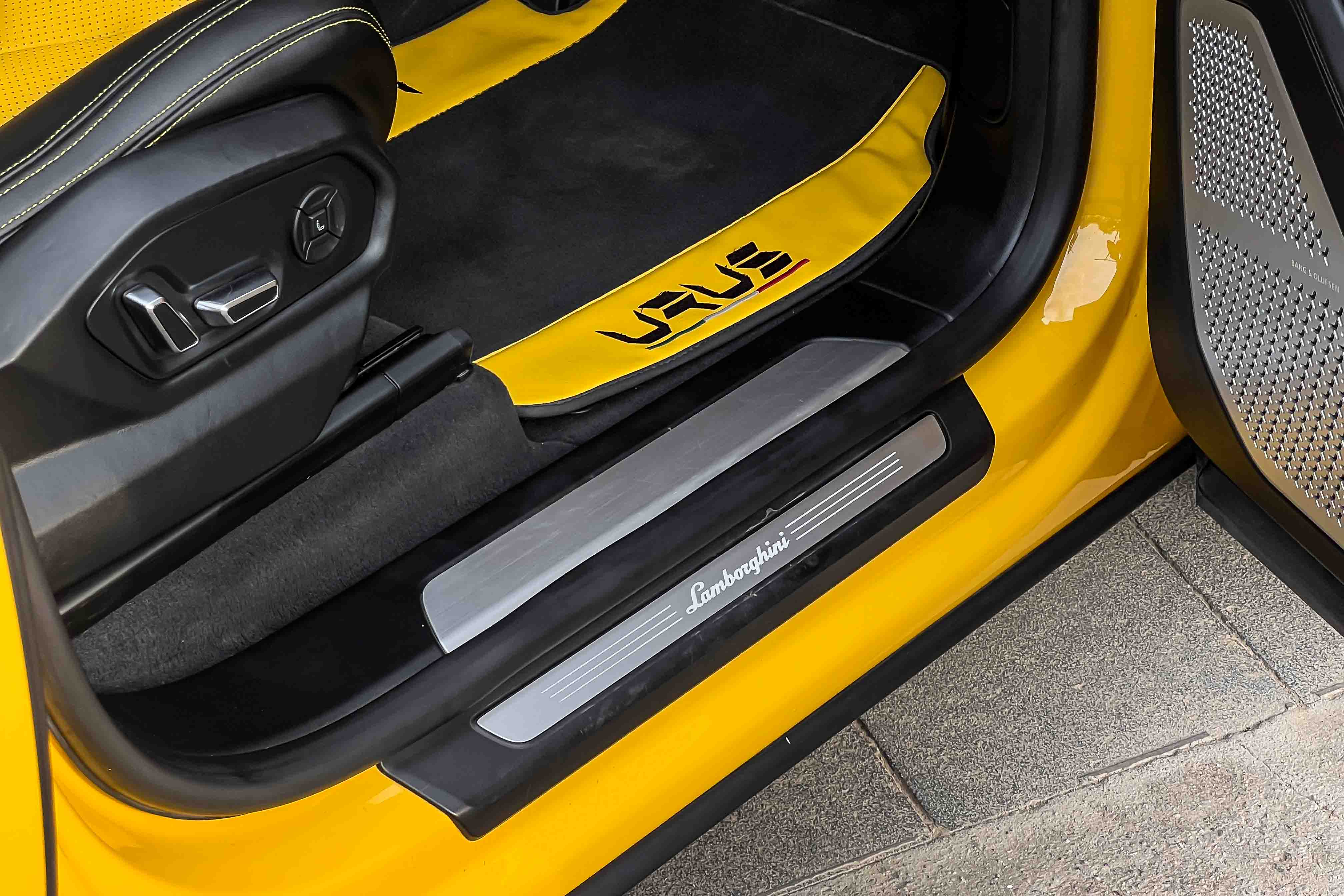 2018 LAMBORGHINI URUS