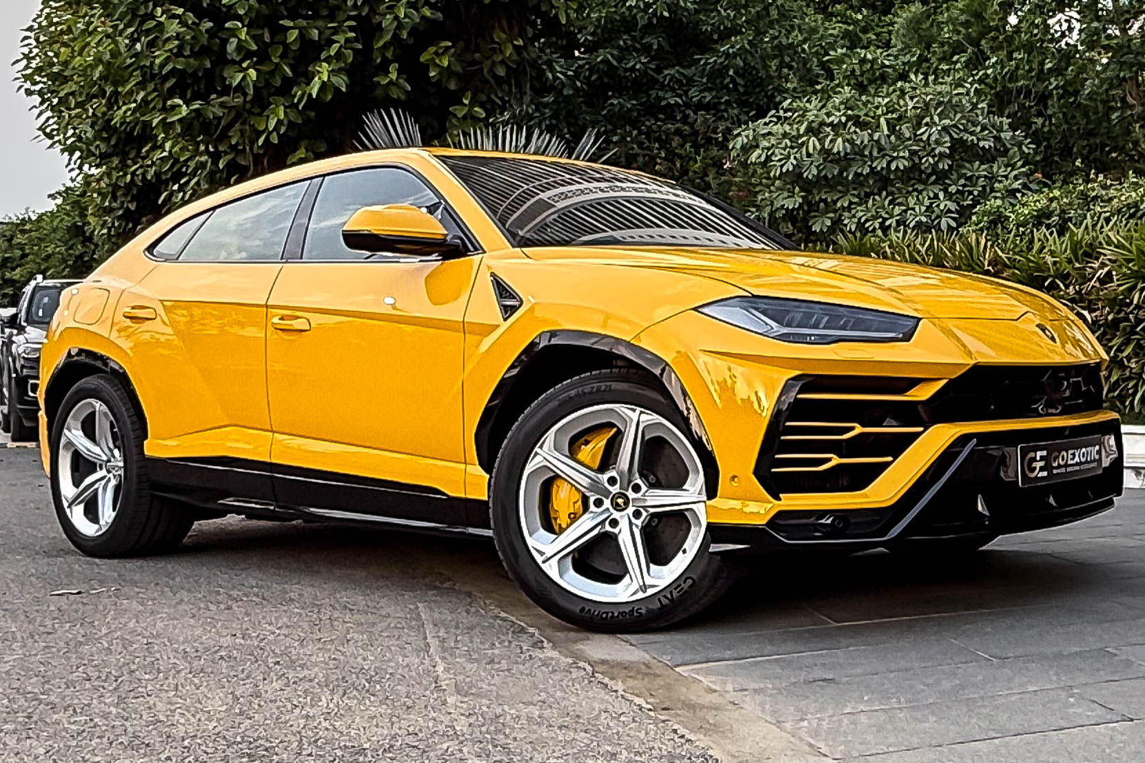 2019 LAMBORGHINI URUS
