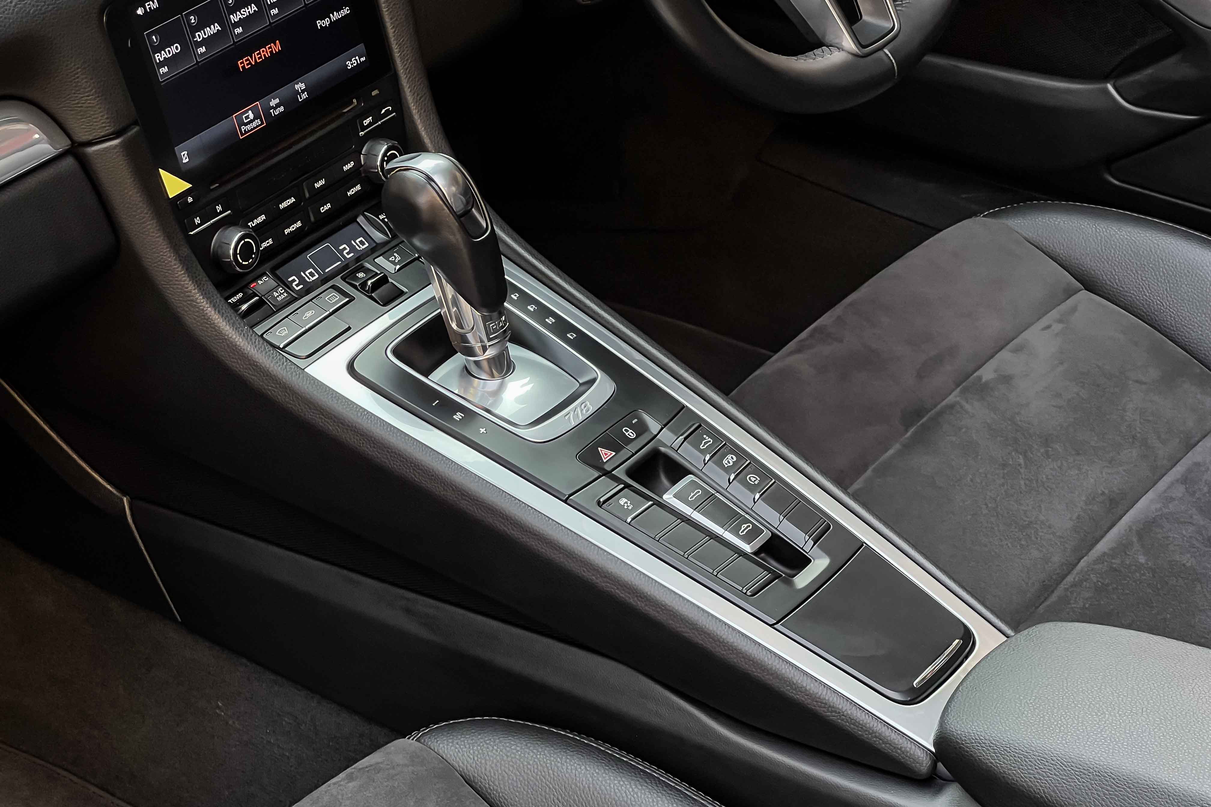 2019 PORSCHE 718 BOXSTER