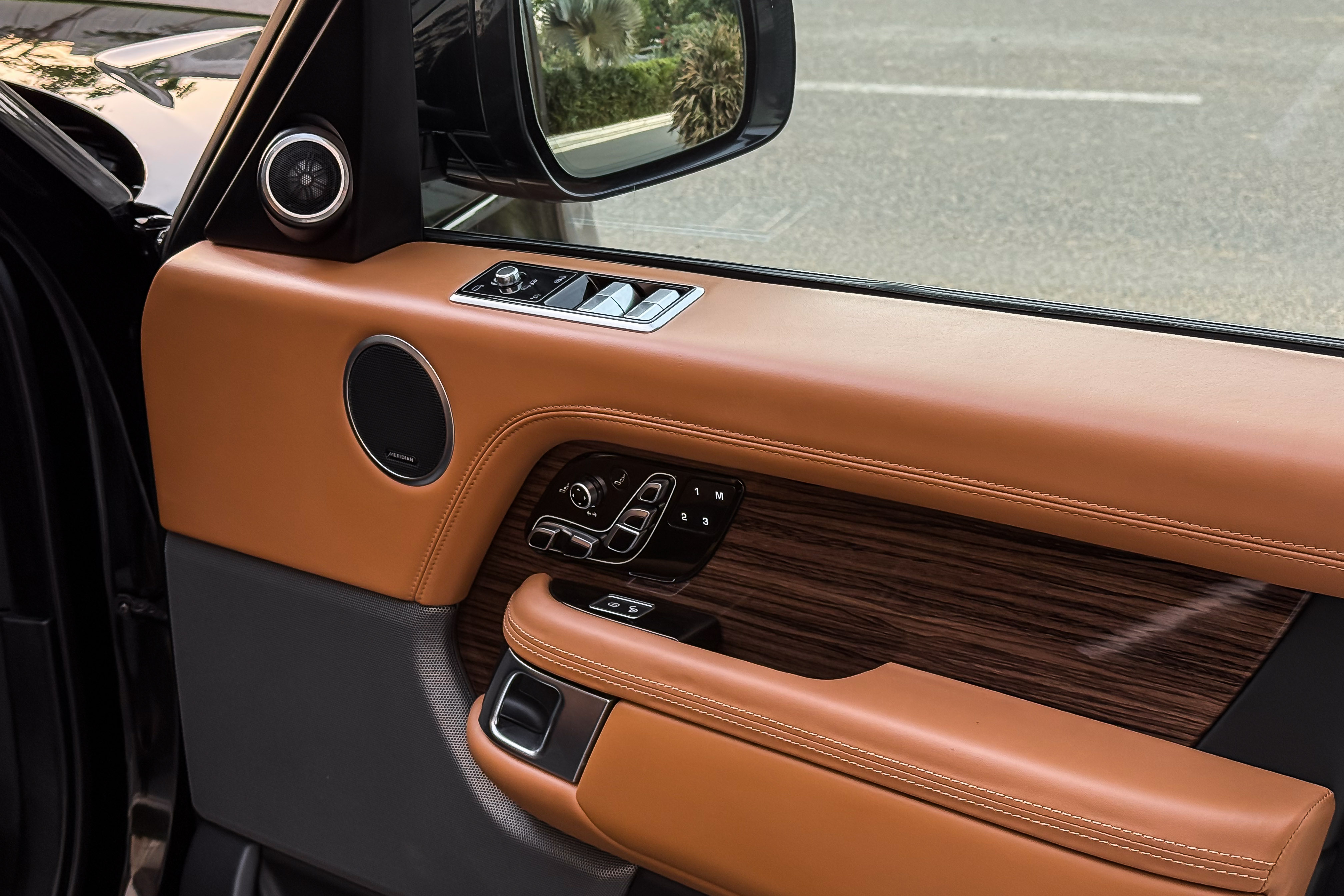 2019 RANGE ROVER VOGUE SE LWB