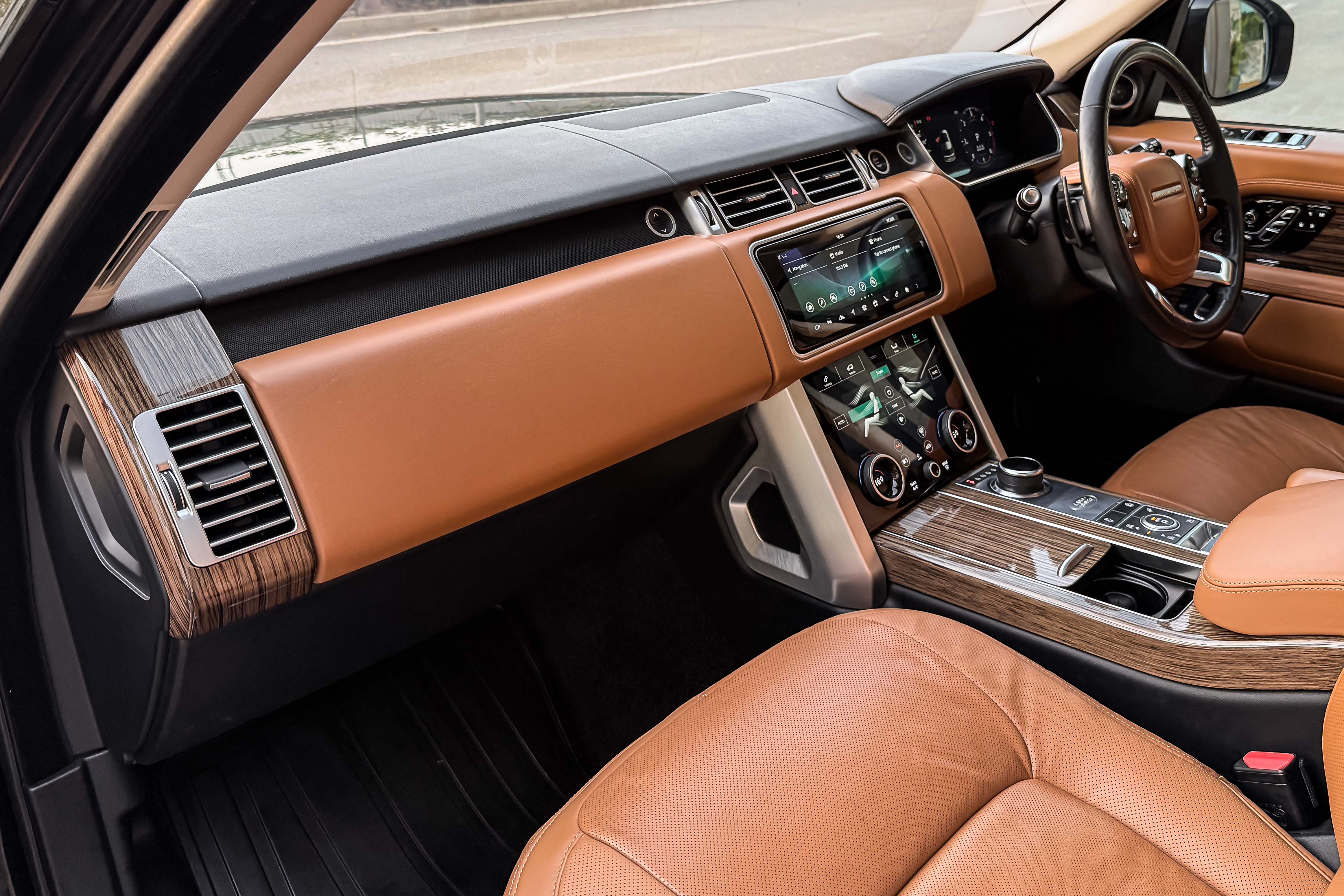 2019 RANGE ROVER VOGUE SE LWB