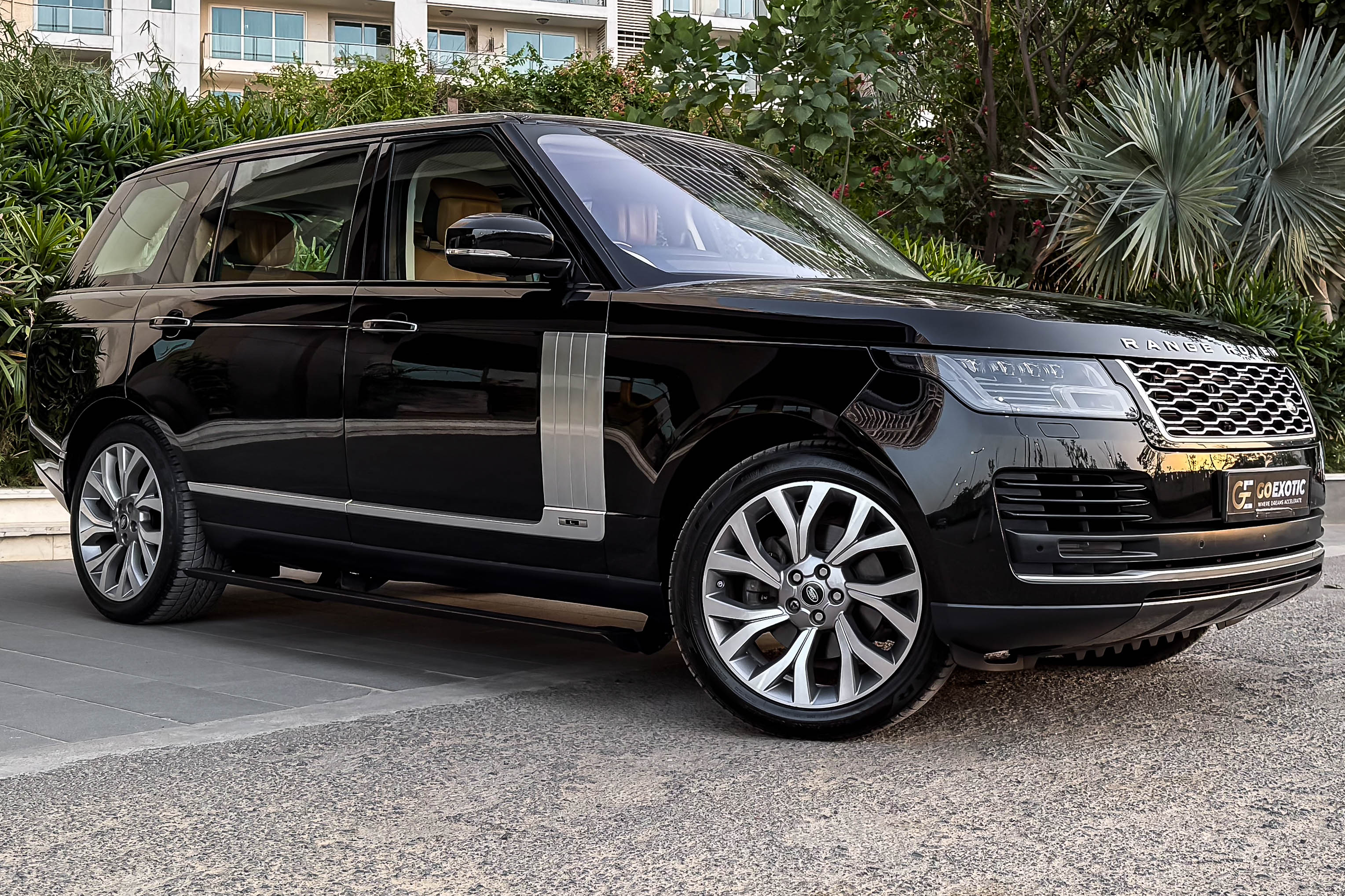 2019 RANGE ROVER VOGUE SE LWB