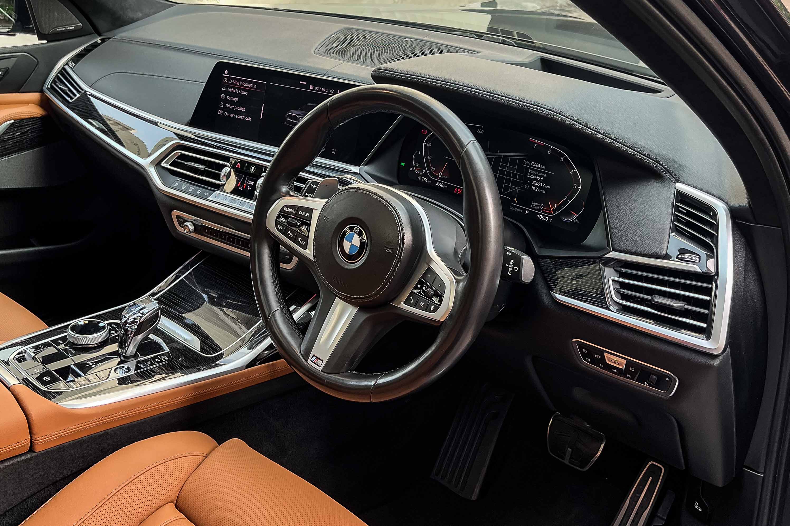 2020 BMW X7 40i M SPORT