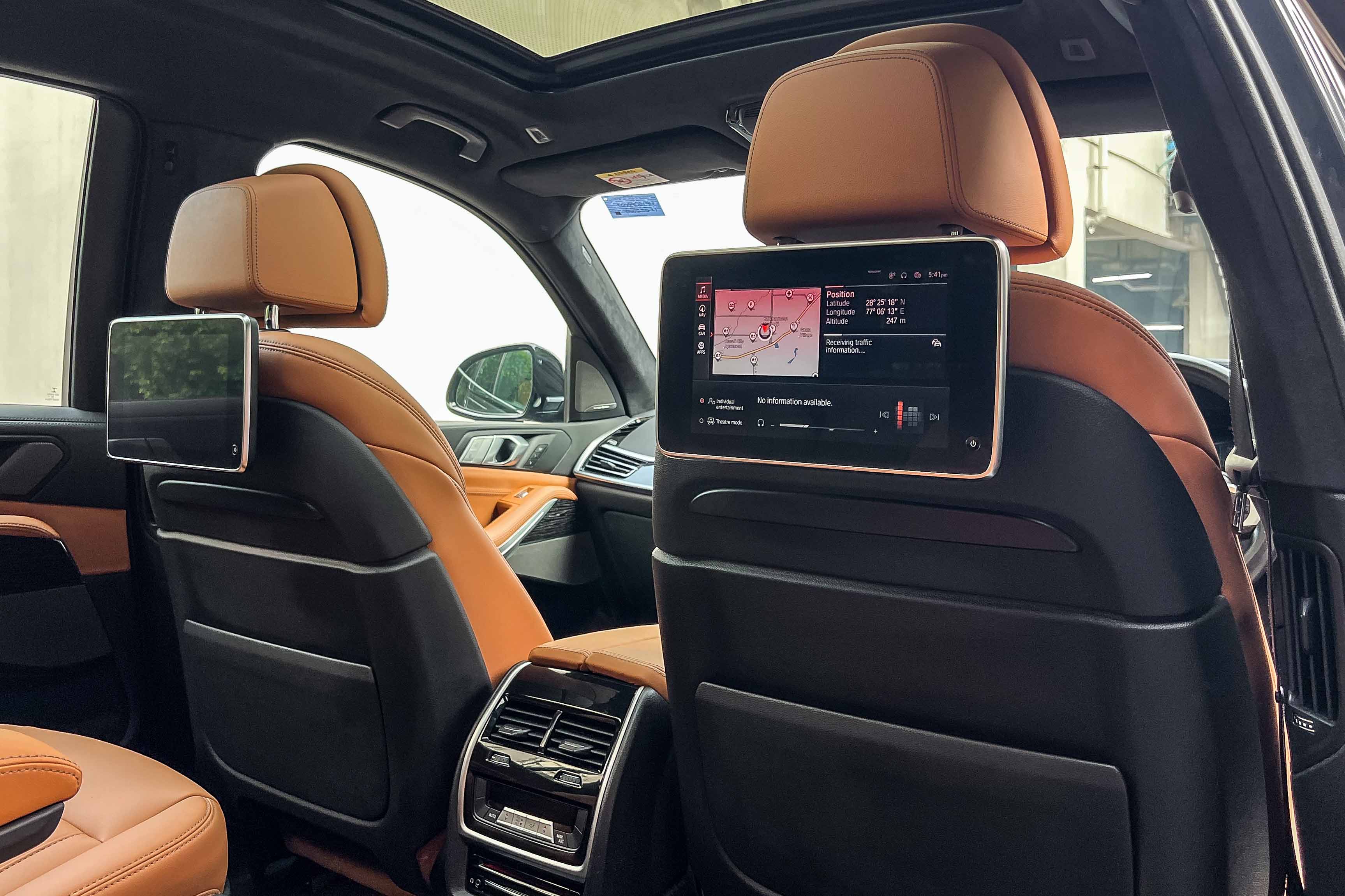 2020 BMW X7 40i M SPORT