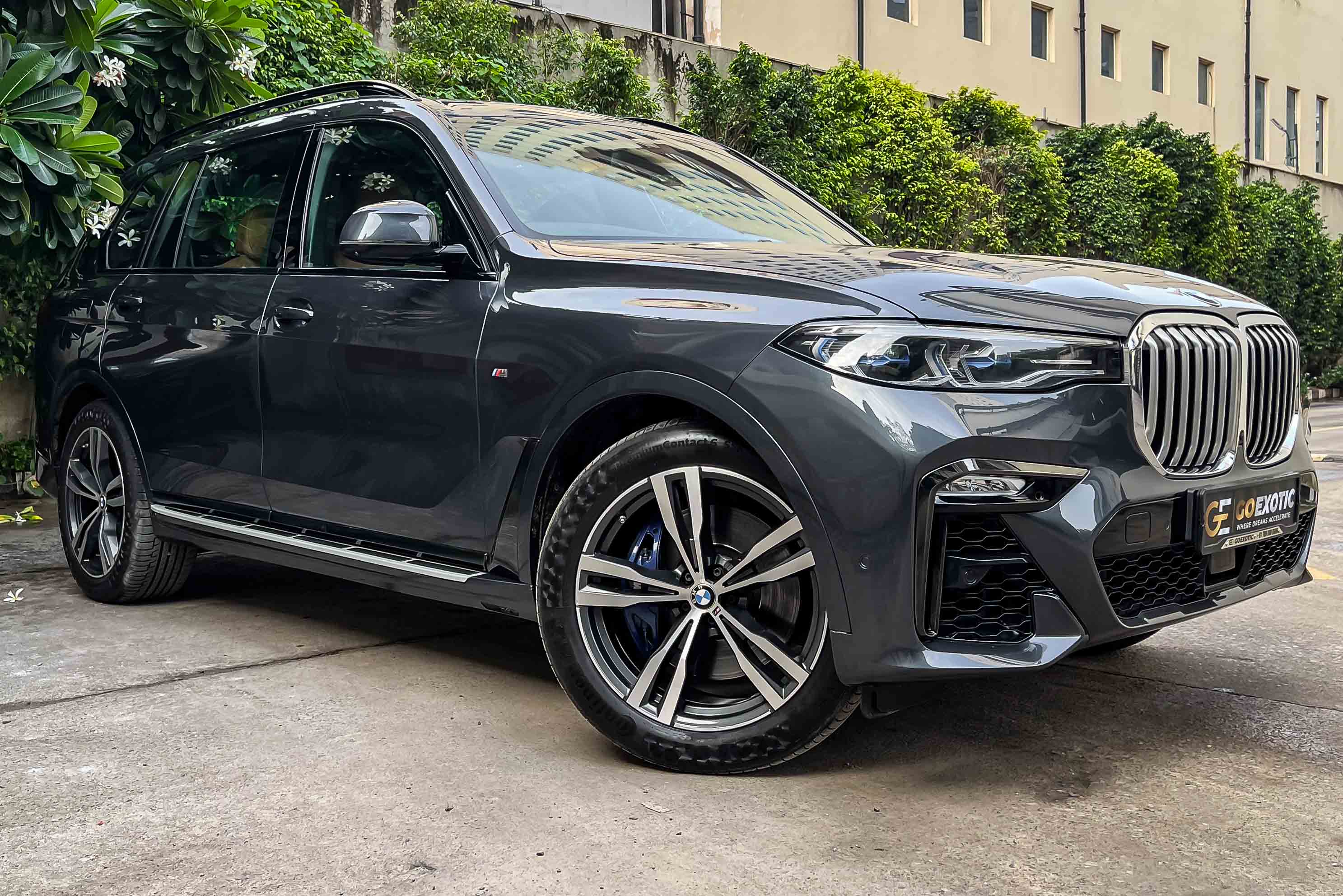 2020 BMW X7 40i M SPORT
