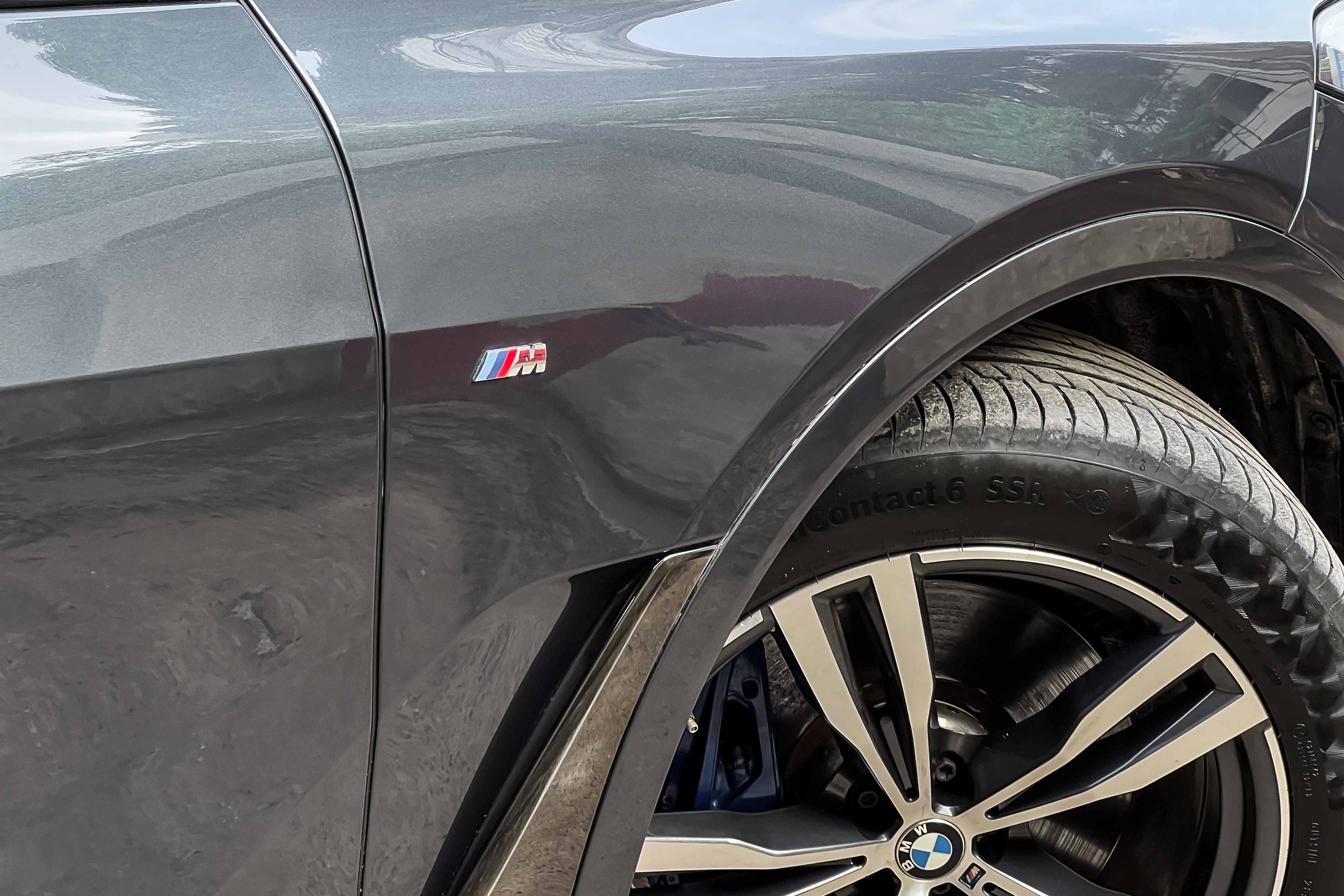 2020 BMW X7 40i M SPORT