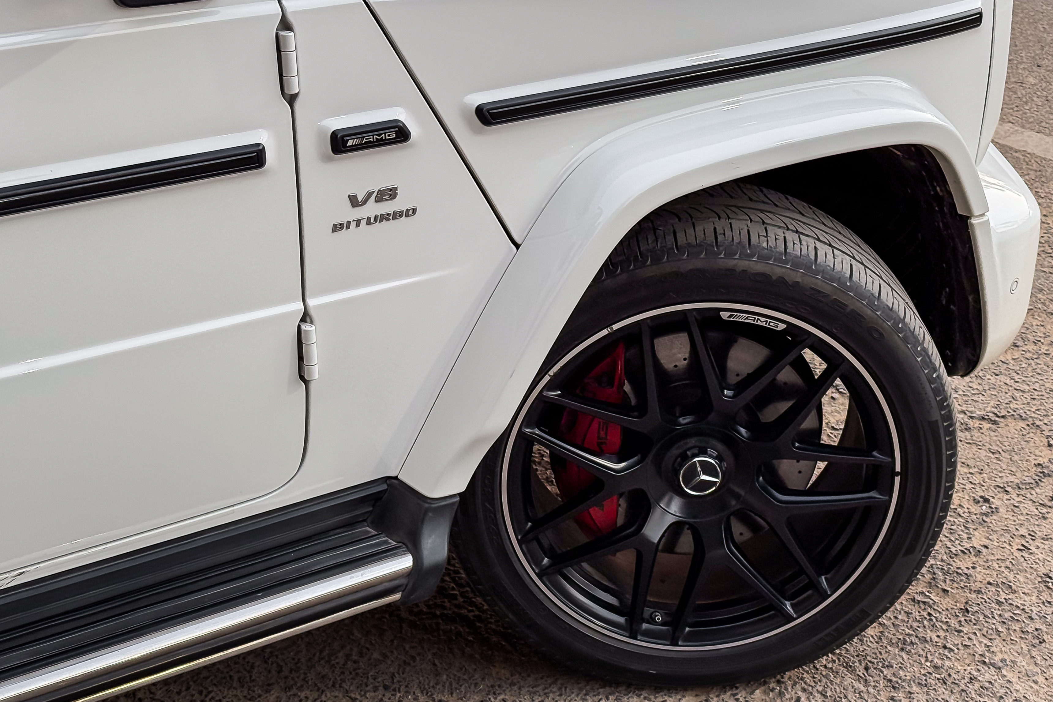 2020 MERCEDES BENZ G63 AMG V8