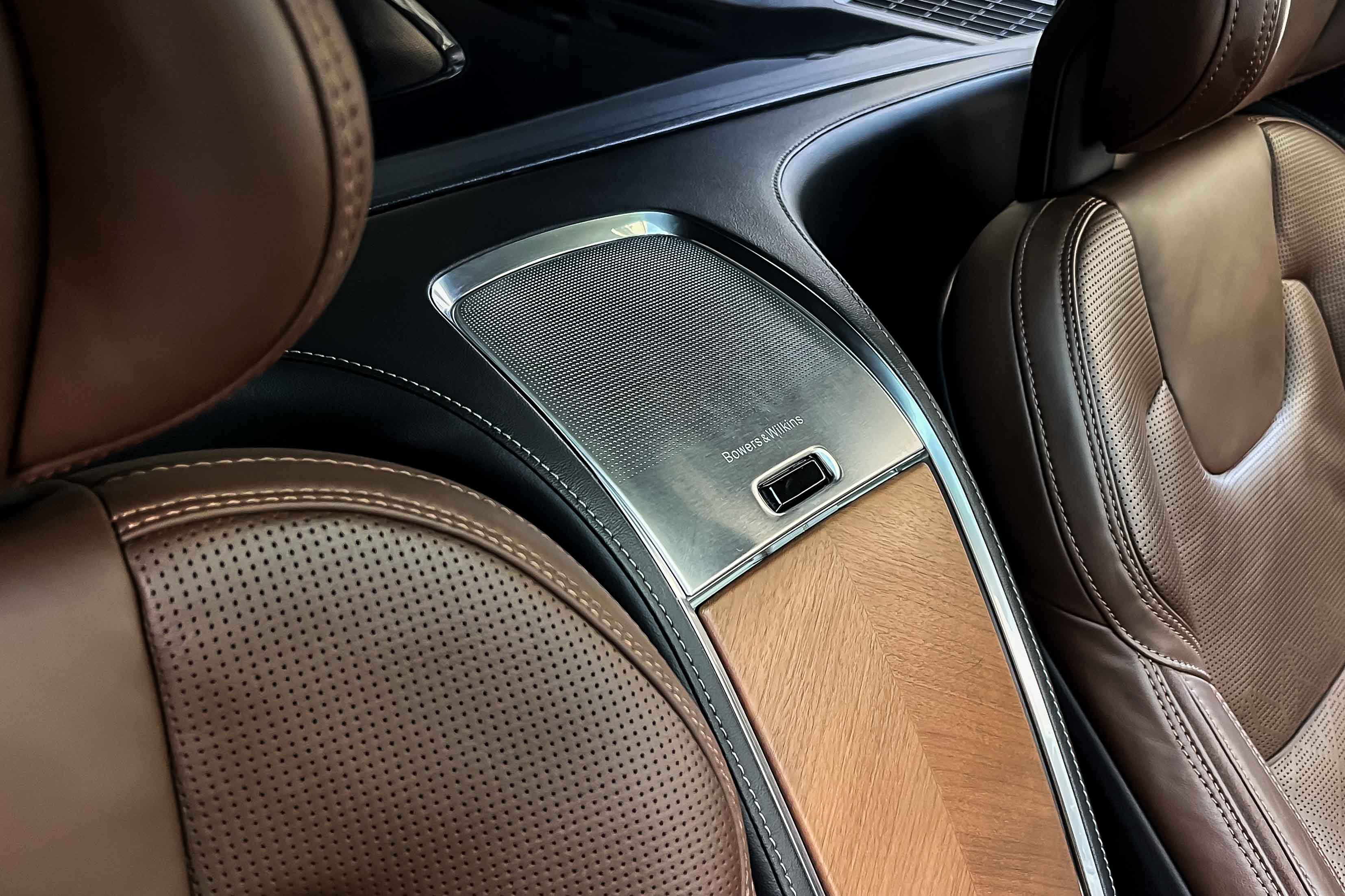 2020 VOLVO XC90 T8 EXCELLENCE LOUNGE