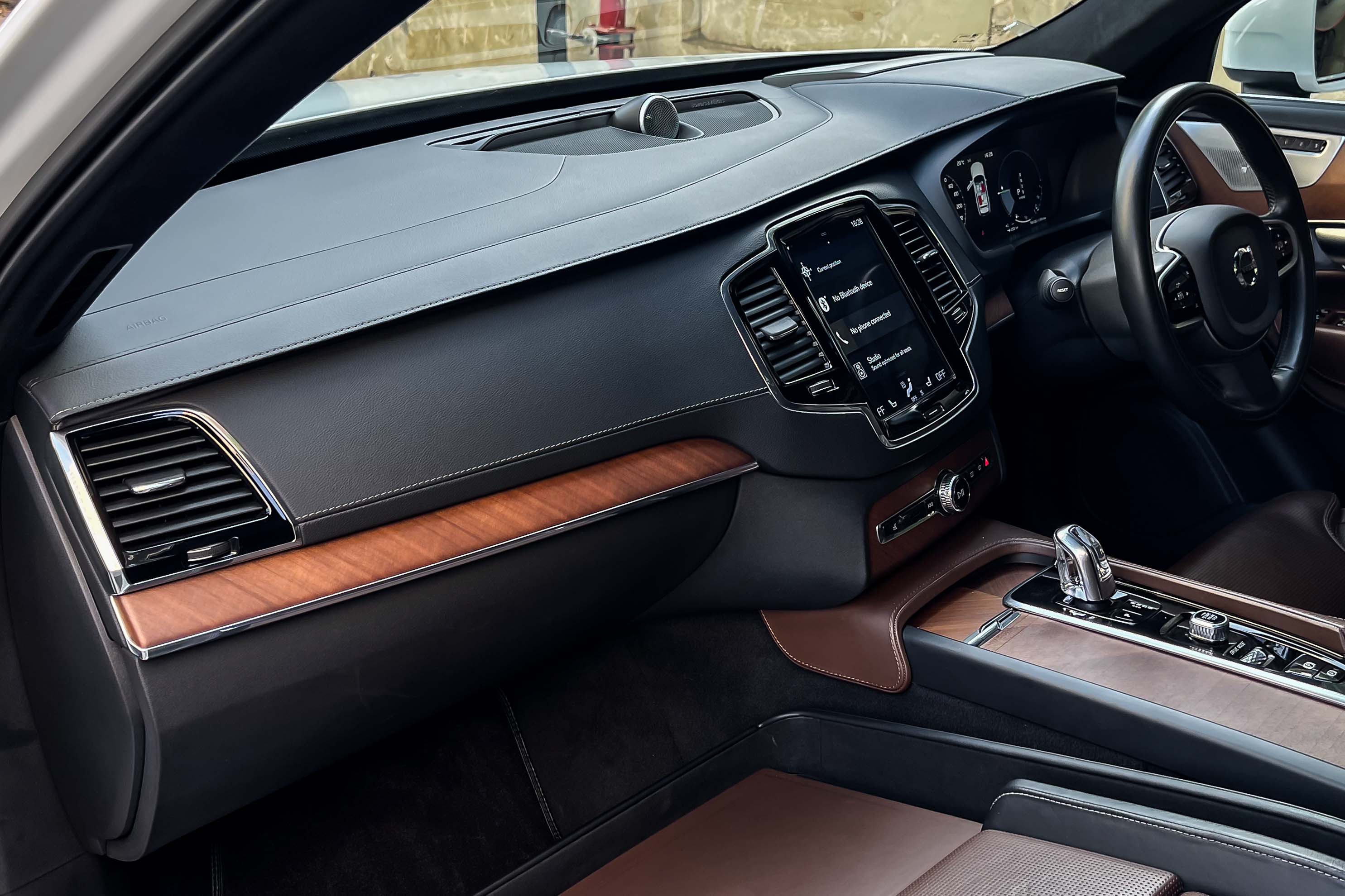 2020 VOLVO XC90 T8 EXCELLENCE LOUNGE