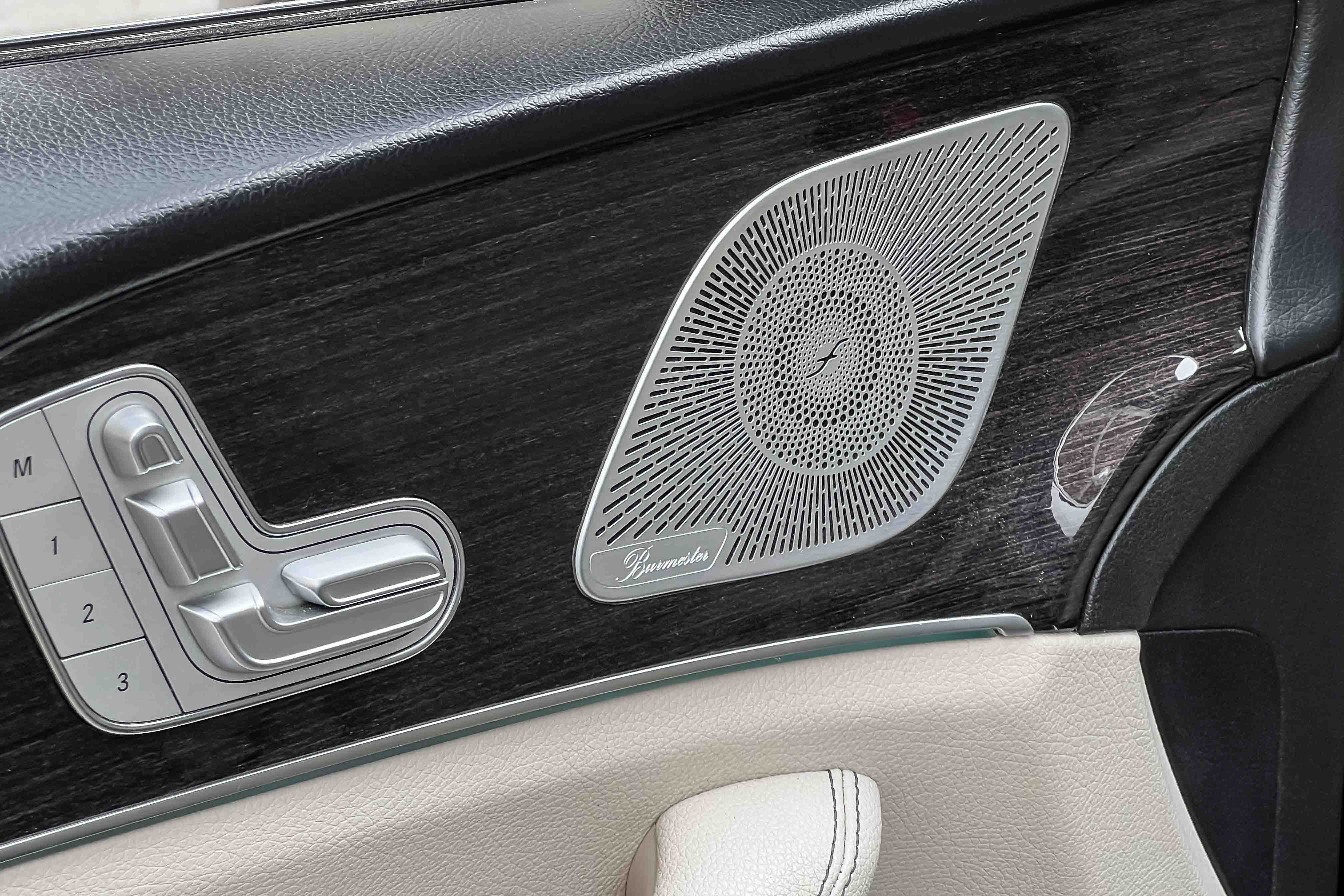 2021 MERCEDES BENZ GLS 400d 4 MATIC