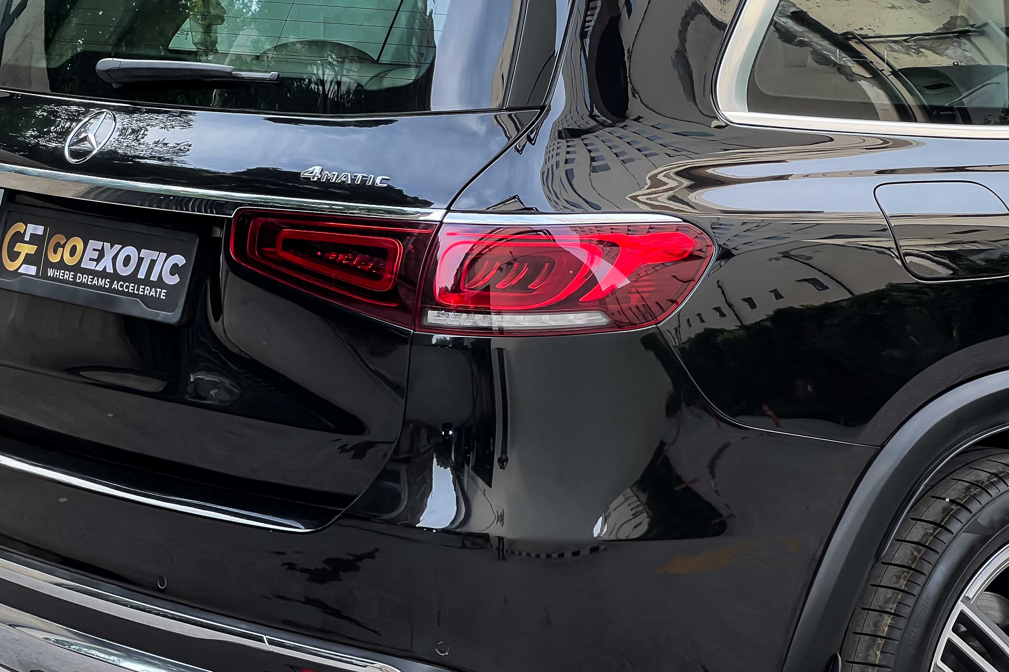 2021 MERCEDES BENZ GLS 400d 4 MATIC