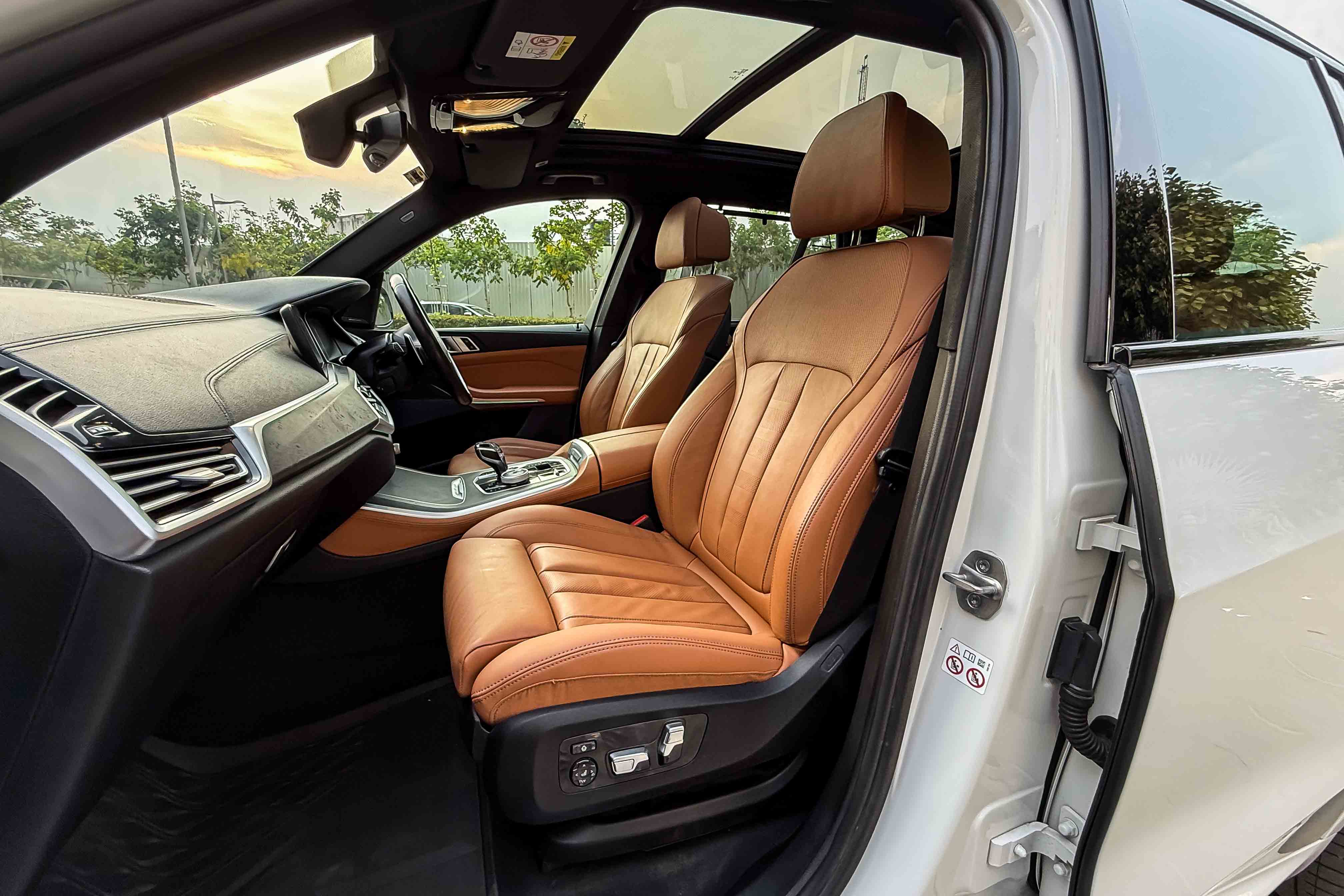 2022 BMW X5 40i M SPORT