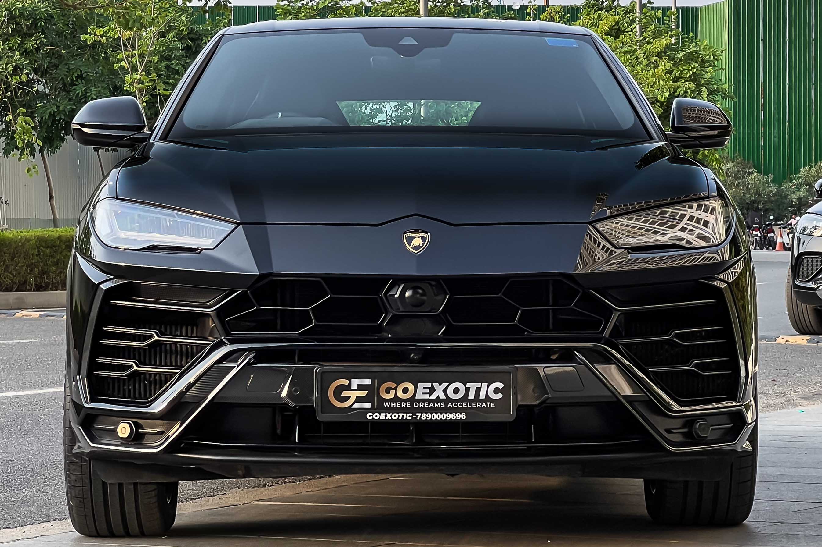 2022 LAMBORGHINI URUS
