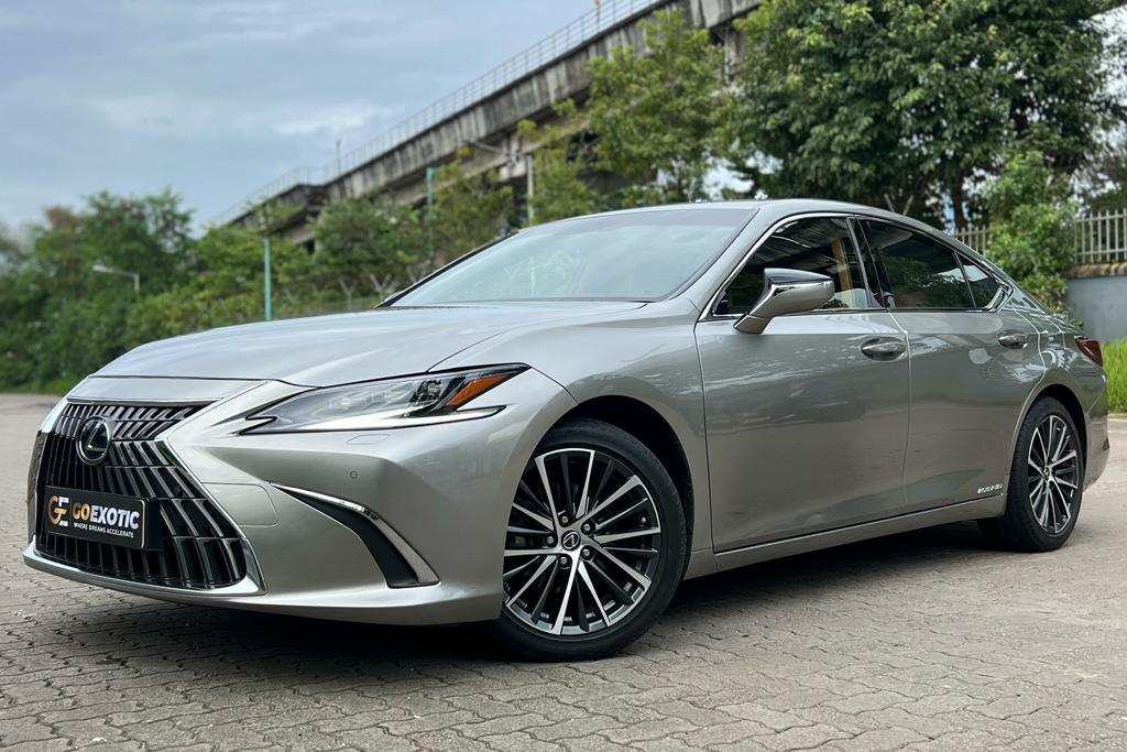 2022 LEXUS ES300 HYBRID LUXURY