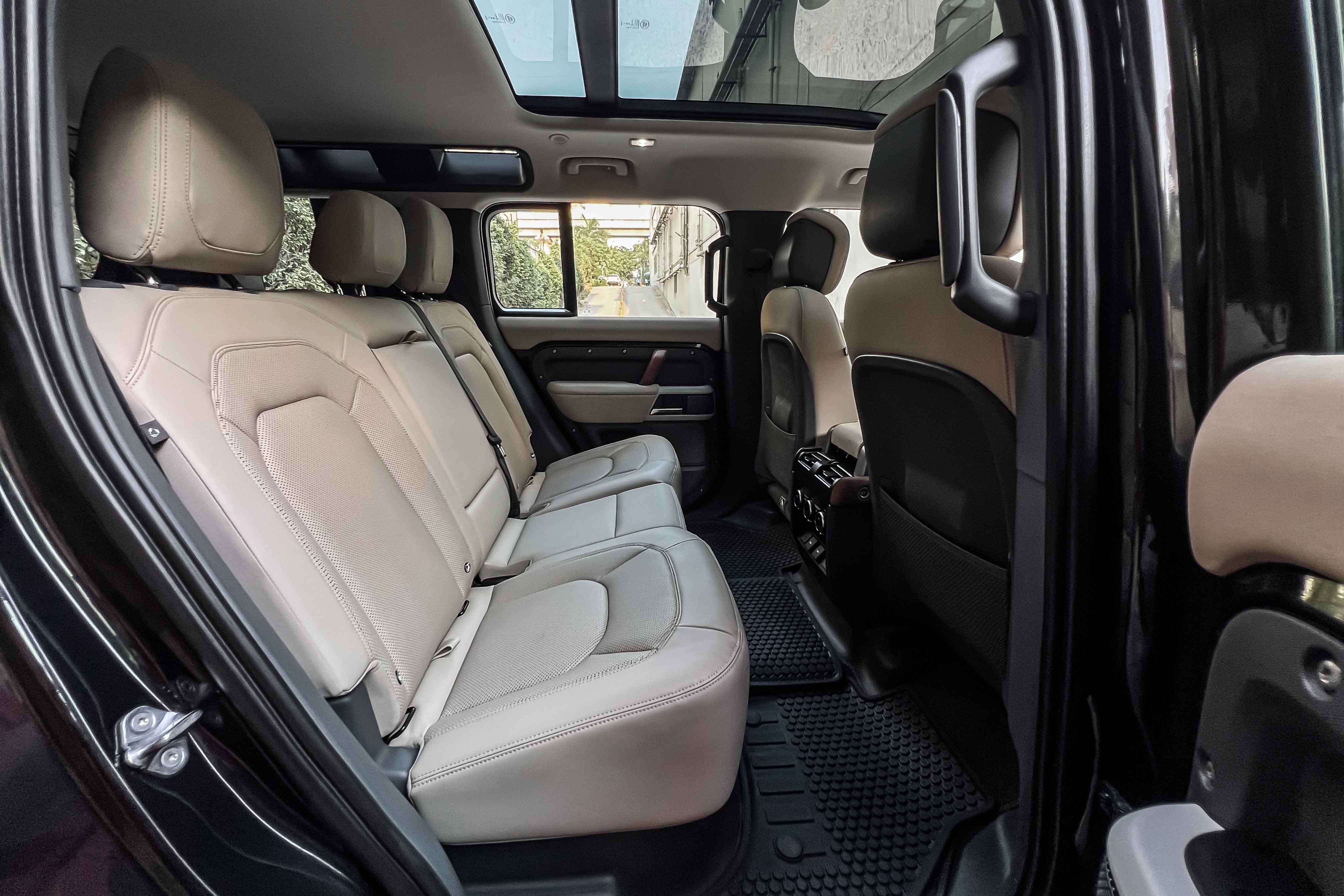 2023 LAND ROVER DEFENDER HSE