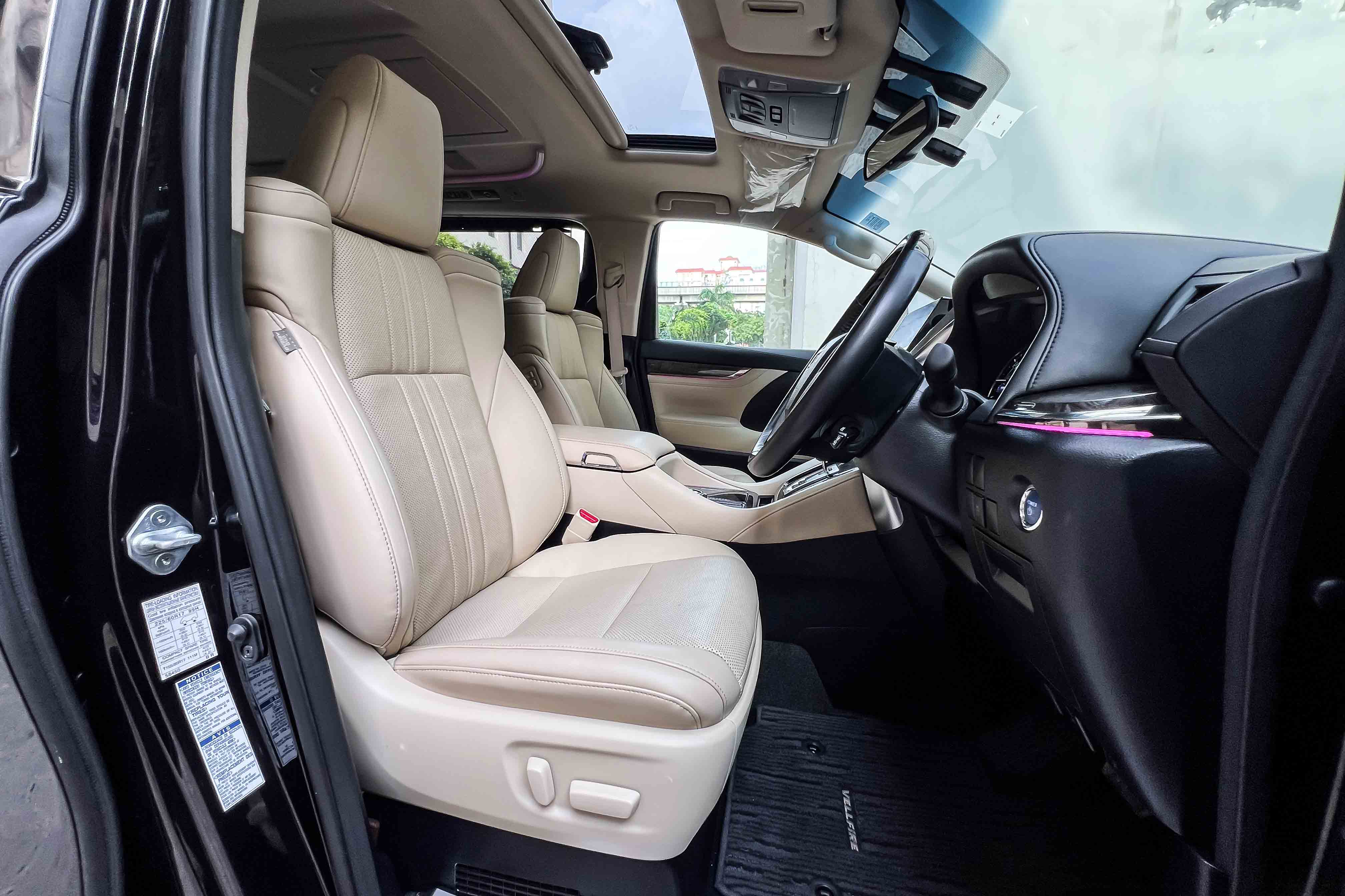2023 TOYOTA VELLFIRE EXECUTIVE LOUNGE