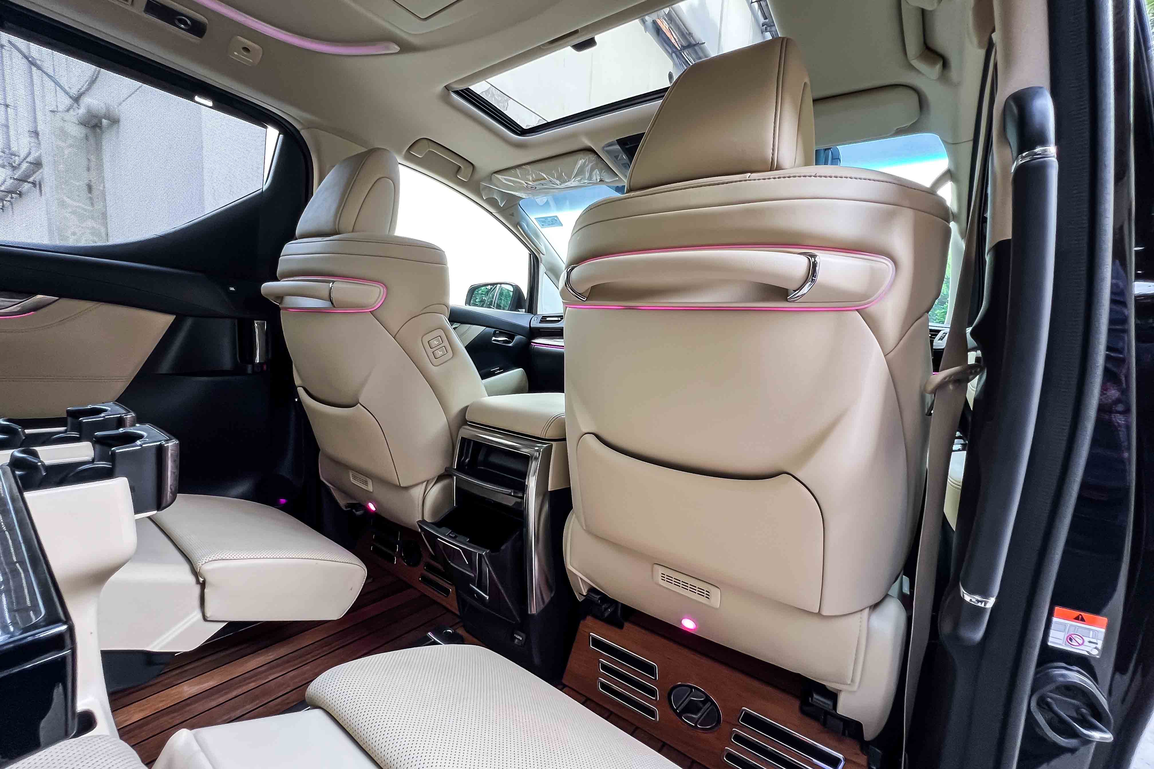 2023 TOYOTA VELLFIRE EXECUTIVE LOUNGE