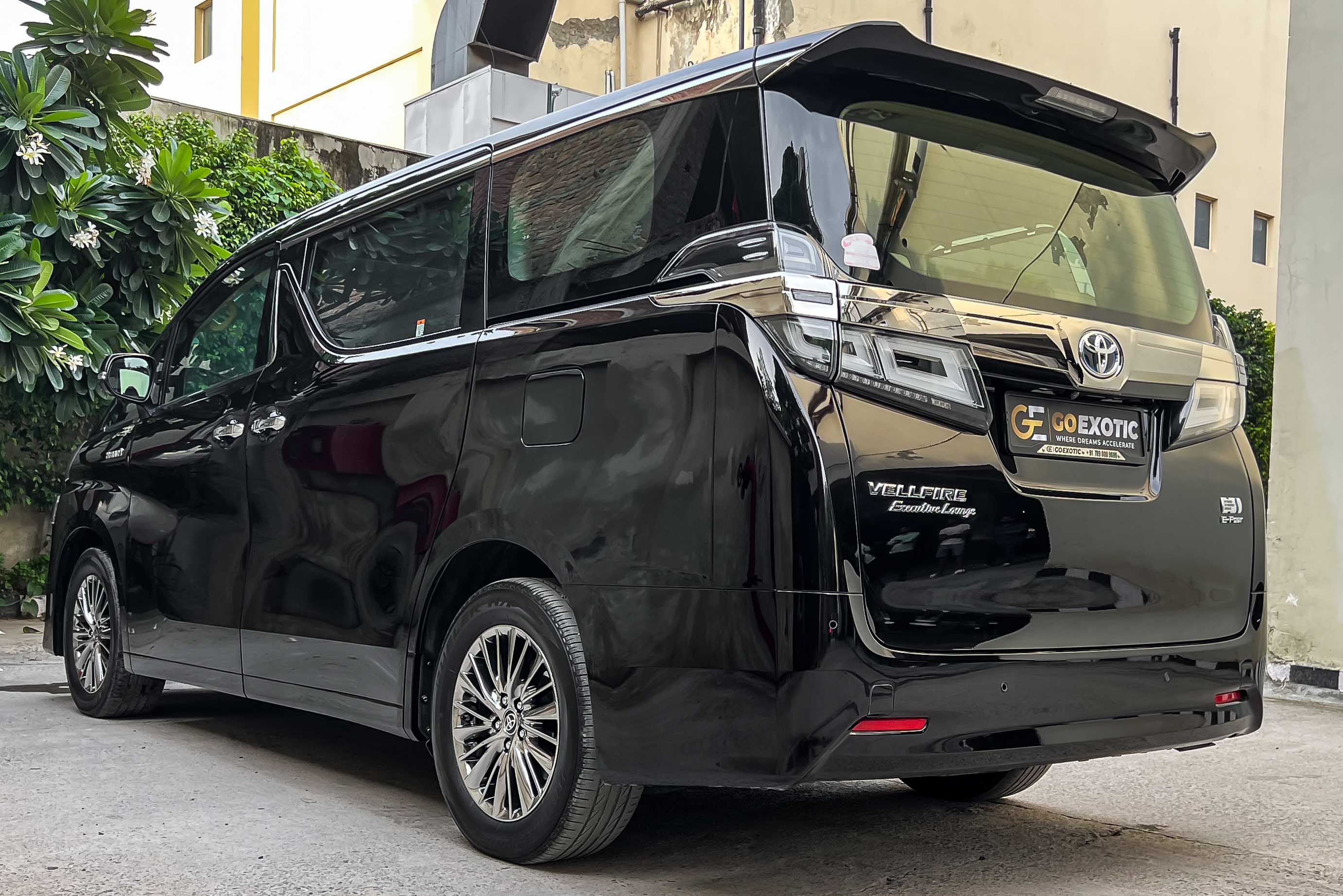 2023 TOYOTA VELLFIRE EXECUTIVE LOUNGE