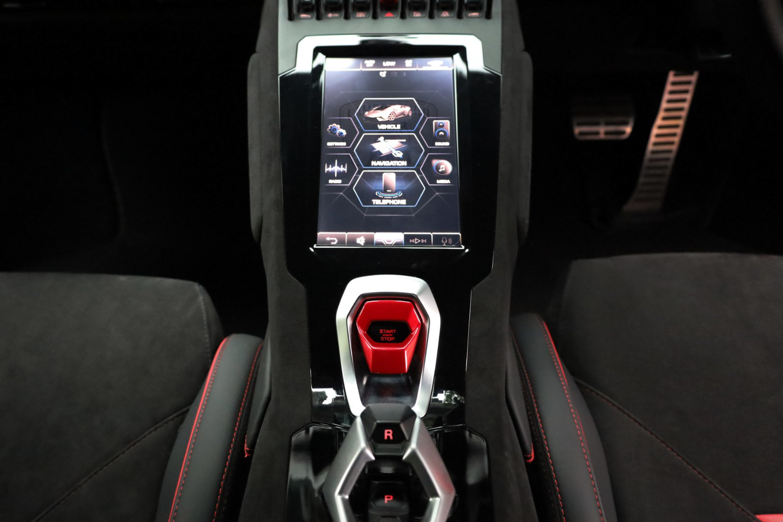 2024 LAMBORGHINI HURACAN TECNICA