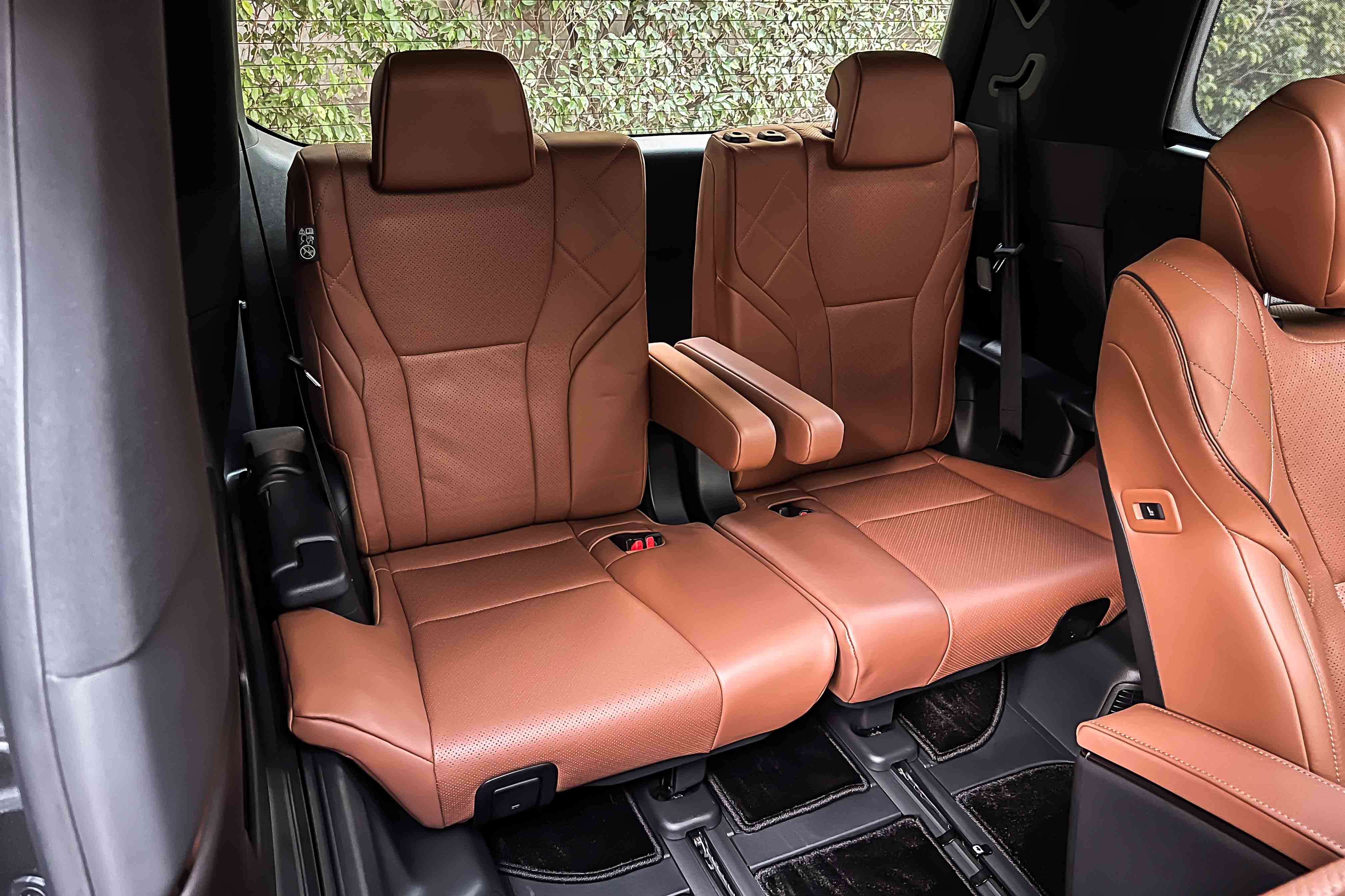 2024 TOYOTA VELLFIRE HYBRID VIP EXECUTIVE LOUNGE