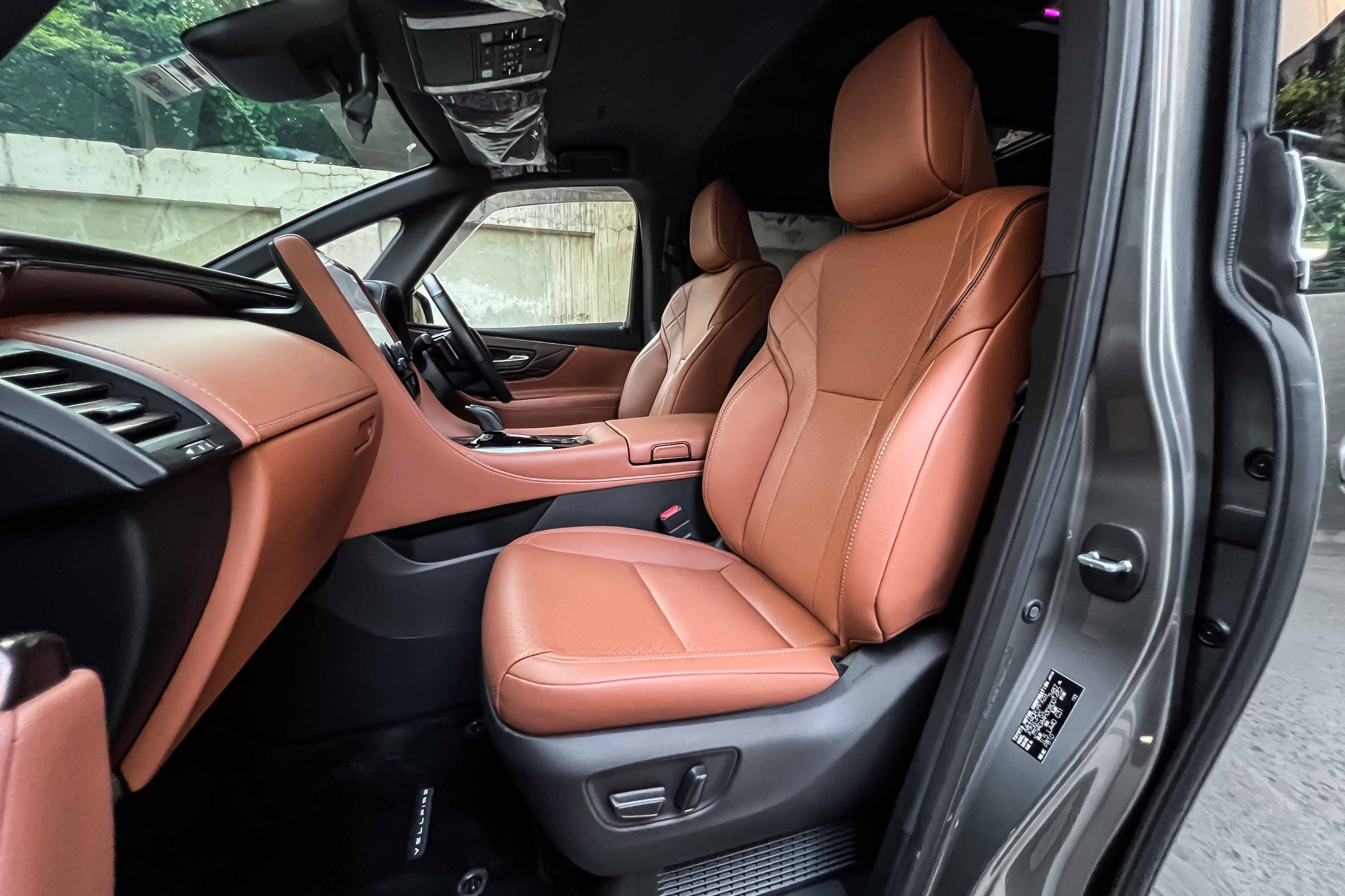 2024 TOYOTA VELLFIRE HYBRID VIP EXECUTIVE LOUNGE