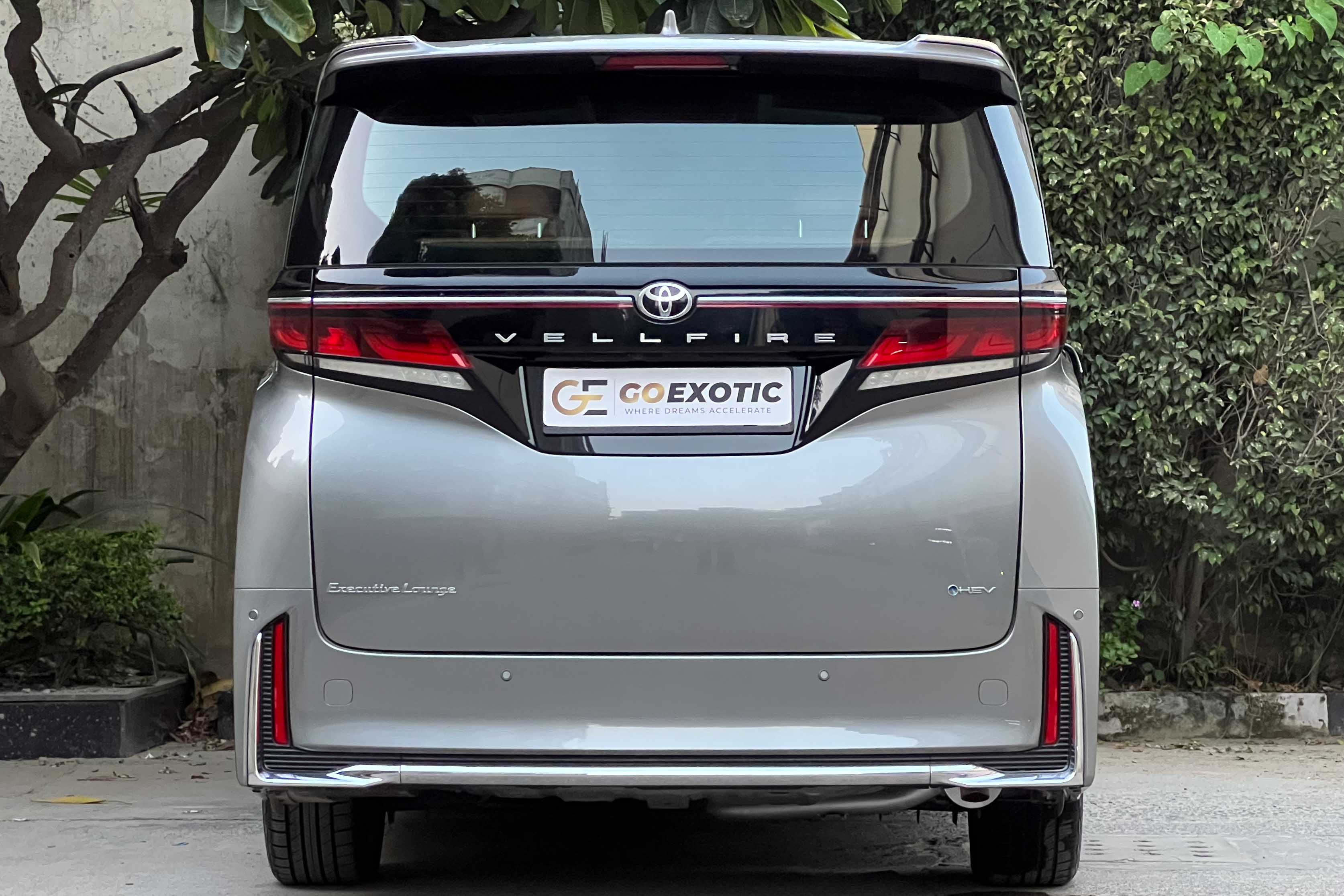2024 TOYOTA VELLFIRE HYBRID VIP EXECUTIVE LOUNGE