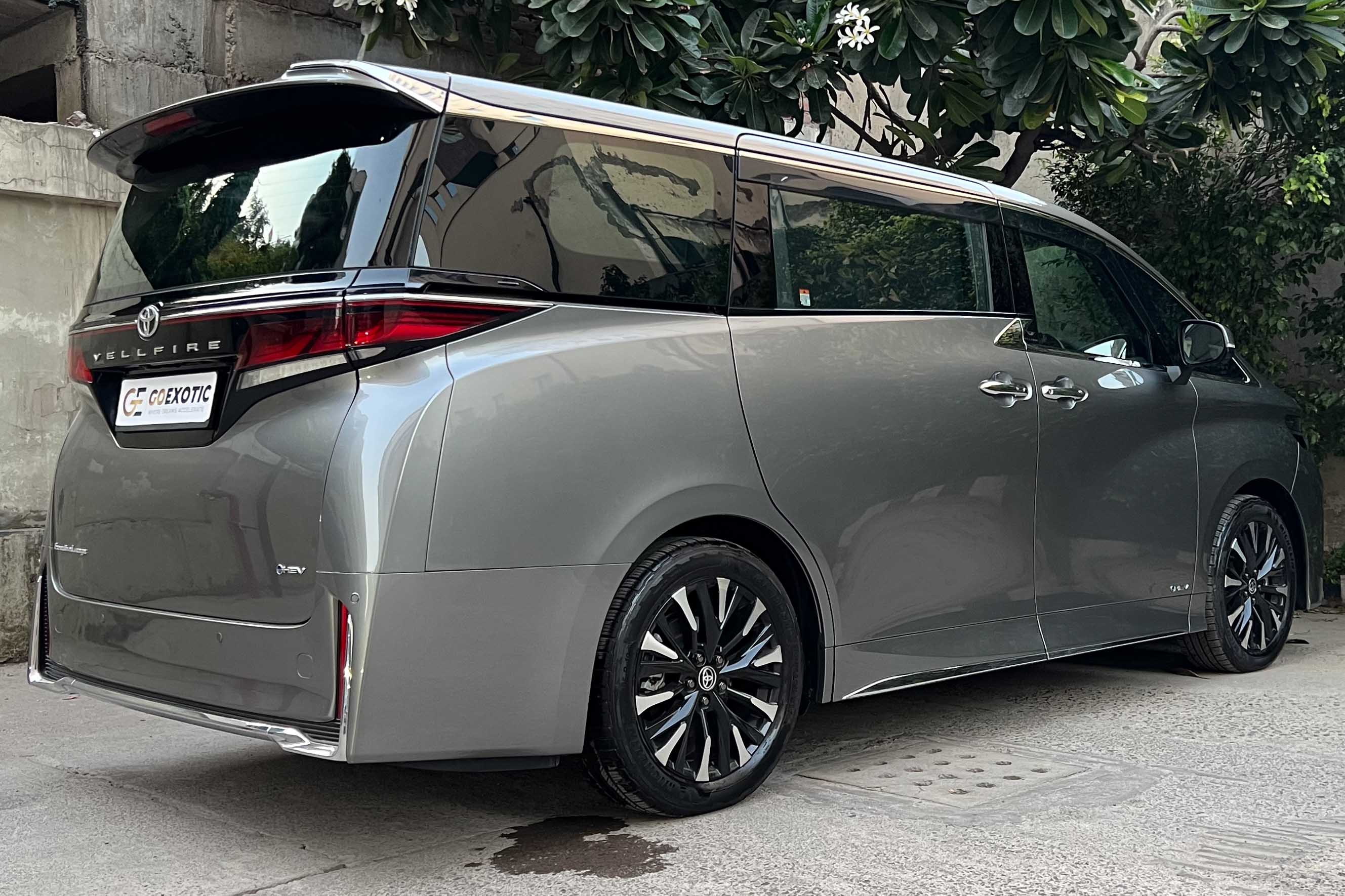 2024 TOYOTA VELLFIRE HYBRID VIP EXECUTIVE LOUNGE