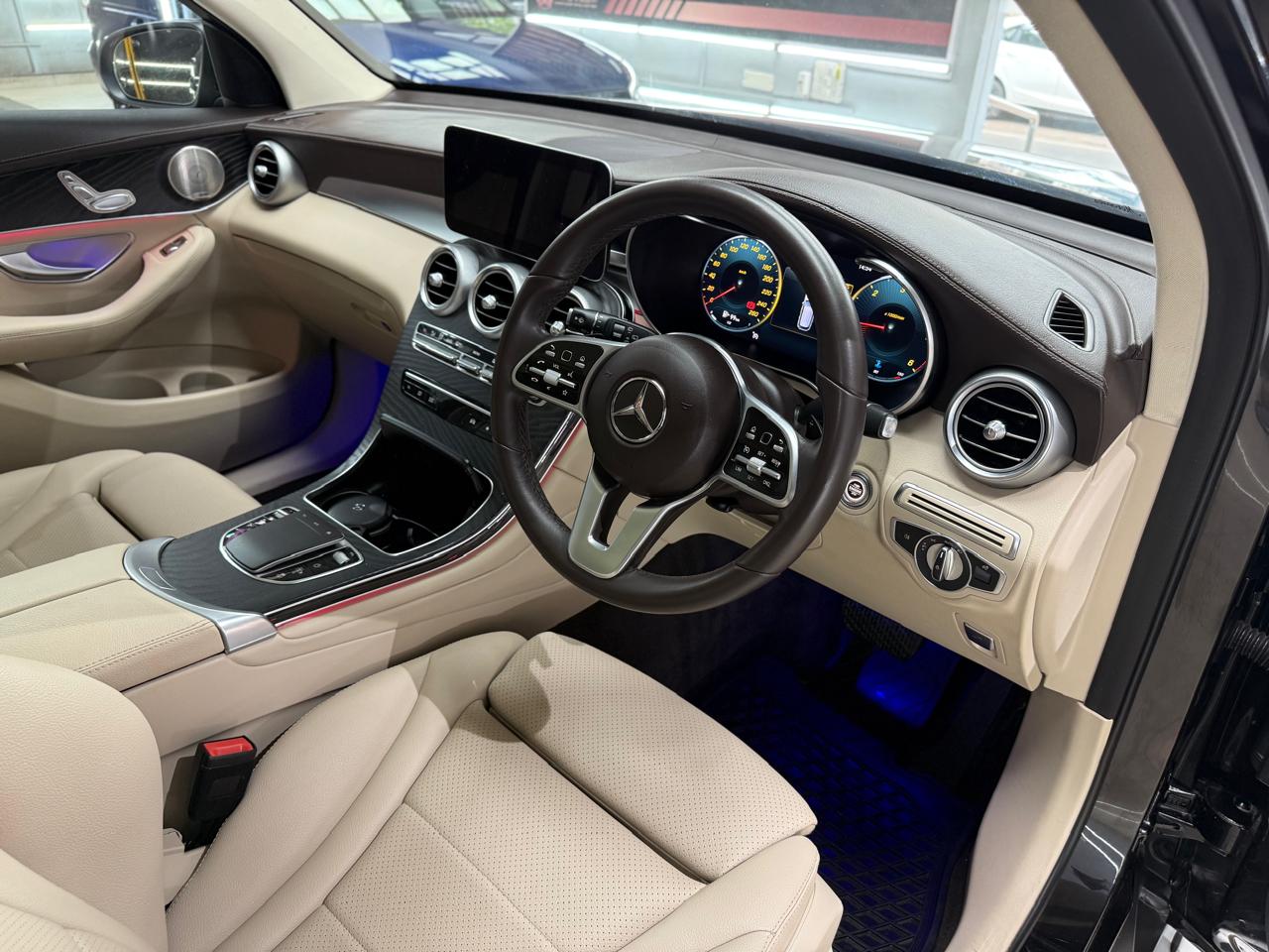 2022 MERCEDES BENZ GLC 220D 4 MATIC