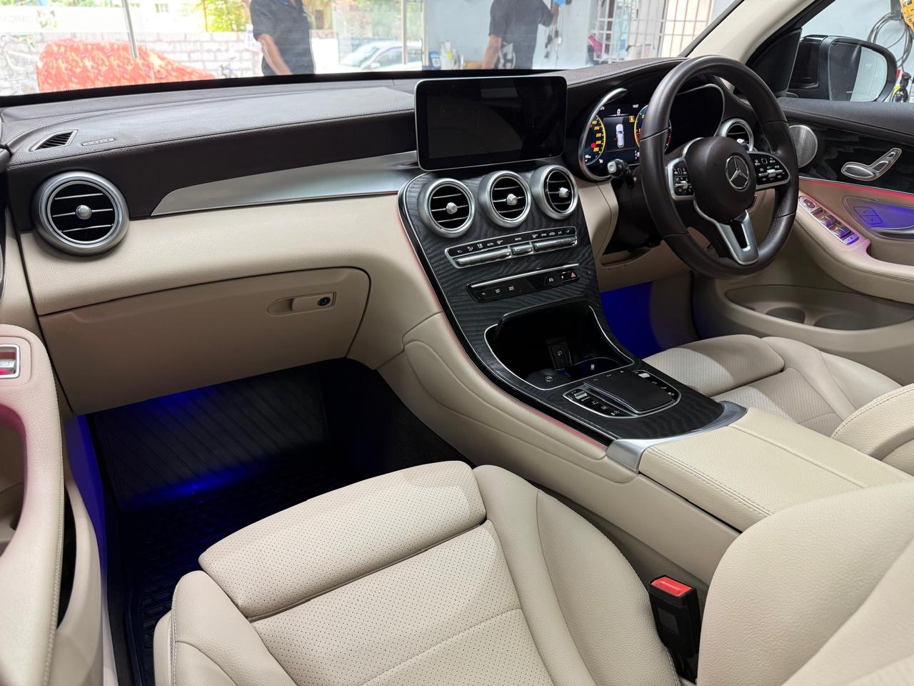 2022 MERCEDES BENZ GLC 220D 4 MATIC