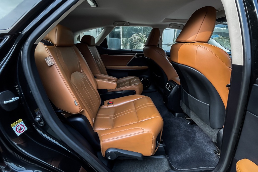 2019 LEXUS RX450H LUXURY