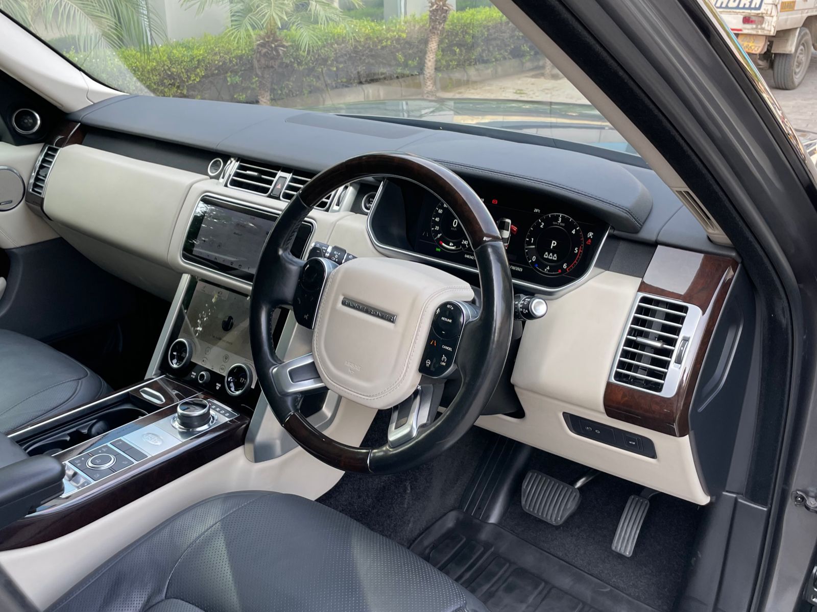 2018 RANGE ROVER VOGUE LWB