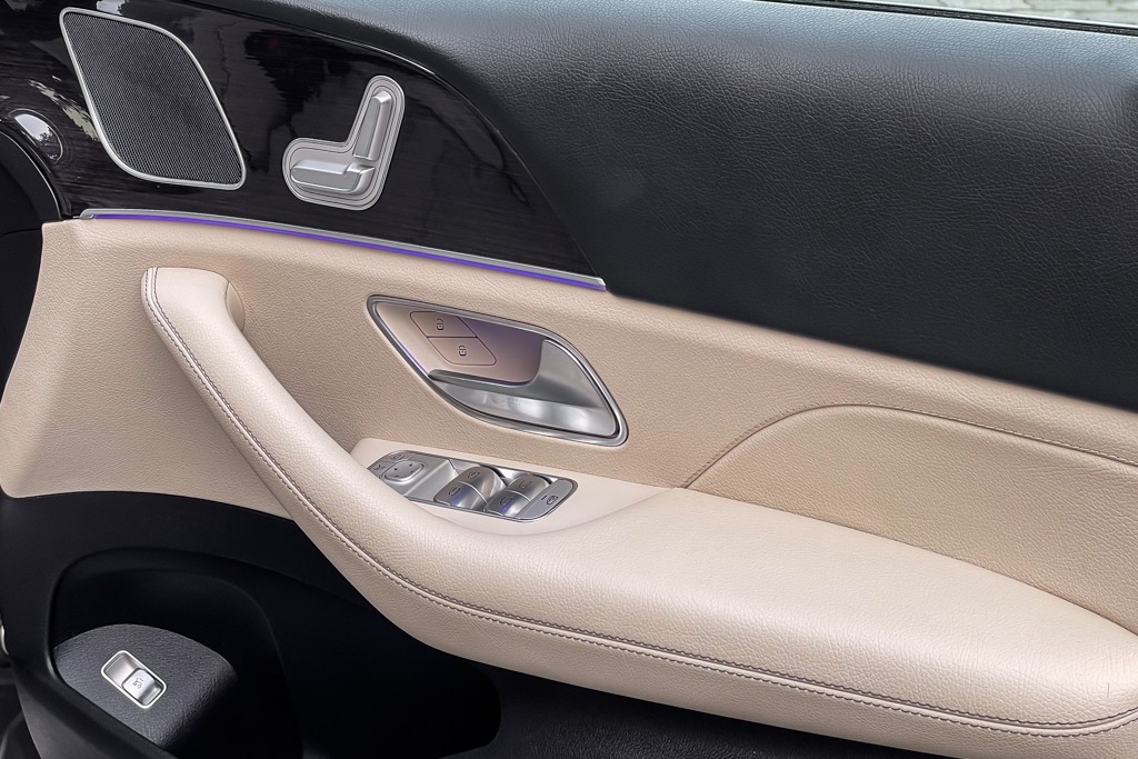 2023 MERCEDES BENZ GLE300d