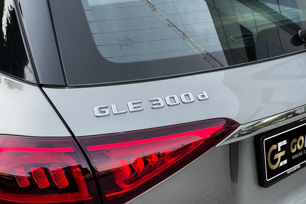 2023 MERCEDES BENZ GLE300d
