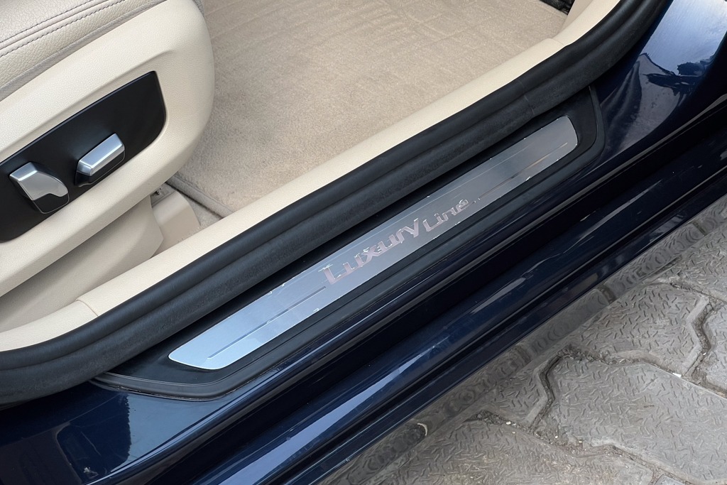 2018 BMW 520d LUXURY LINE