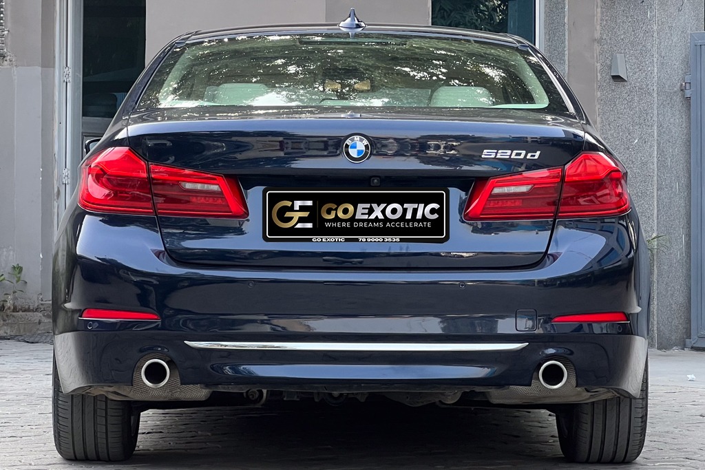 2018 BMW 520d LUXURY LINE