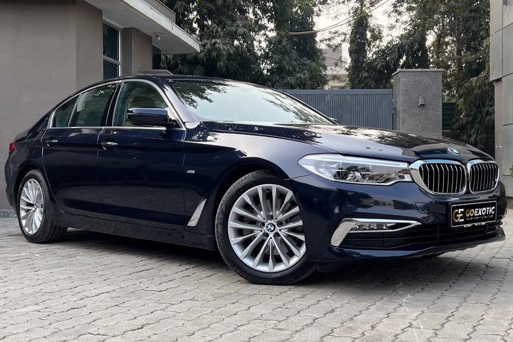 2018 BMW 520d LUXURY LINE