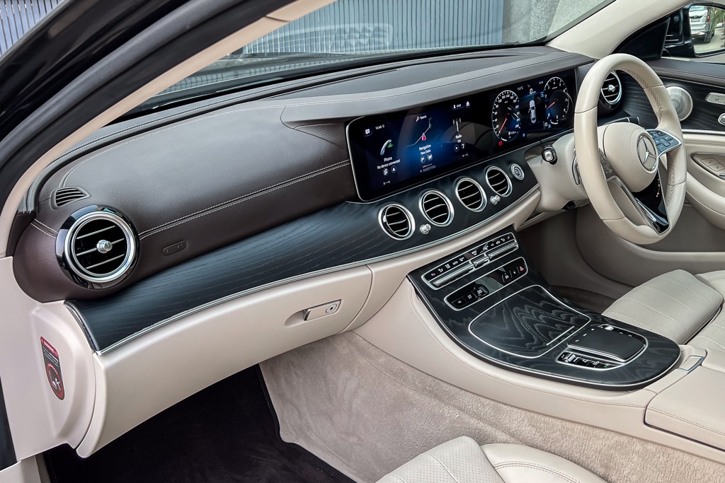 2021 MERCEDES BENZ E200 EXCLUSIVE