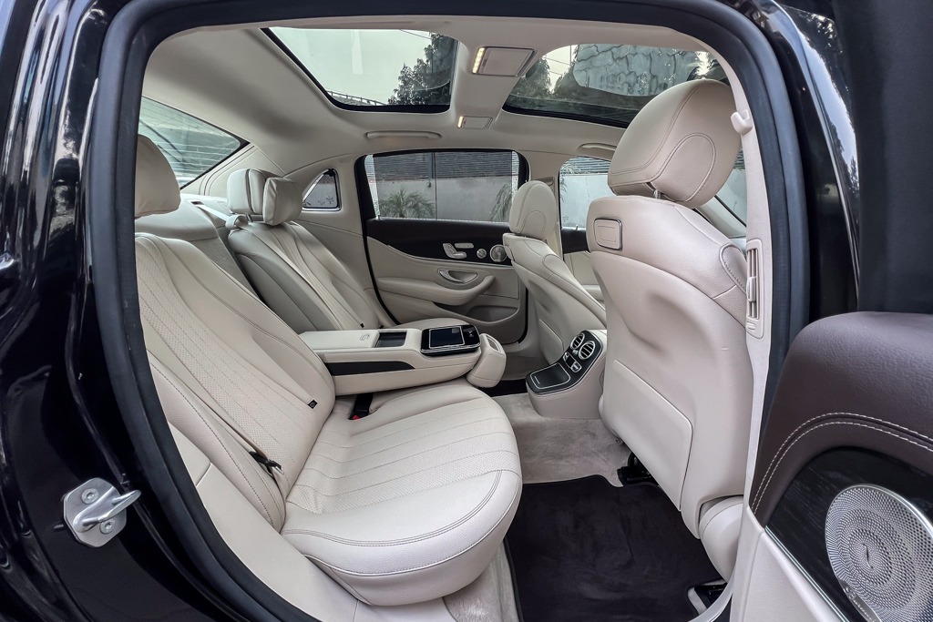 2021 MERCEDES BENZ E200 EXCLUSIVE