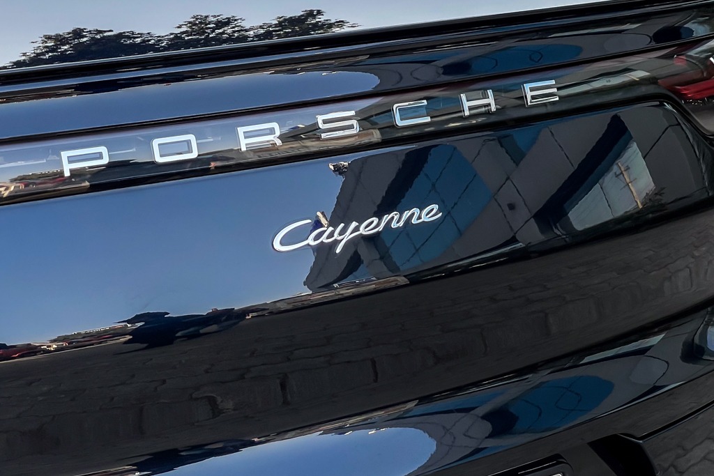 2021 PORSCHE CAYENNE COUPE